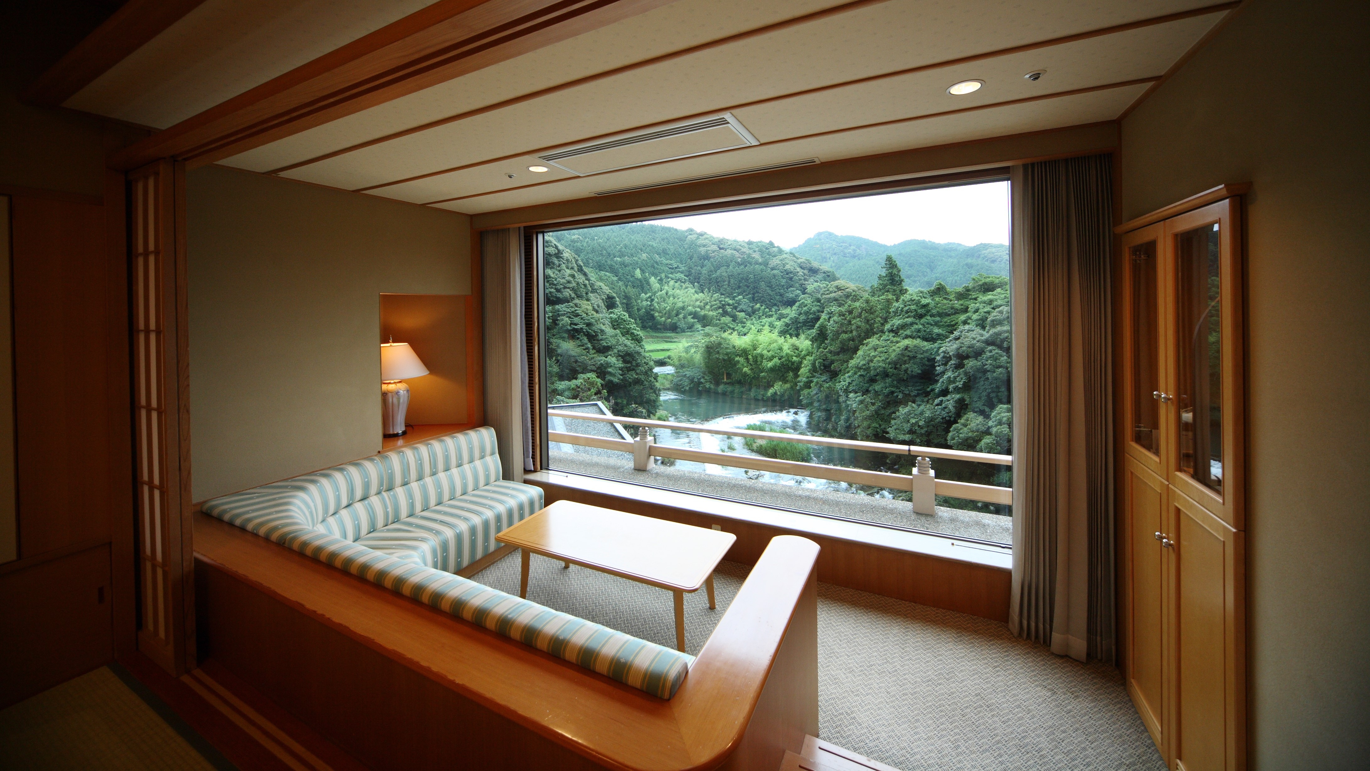Akebono/Fuyo Japanese-style room / 12.5 tatami mat example