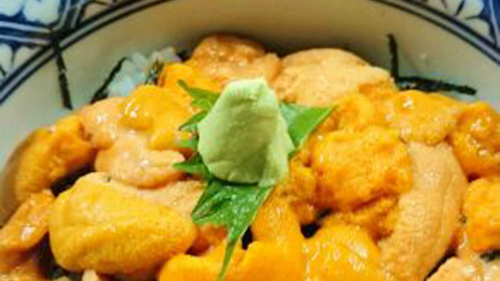 *Sea urchin rice bowl (example) You should definitely try it at least once! We can also prepare sea urchin rice bowls depending on the harvest.