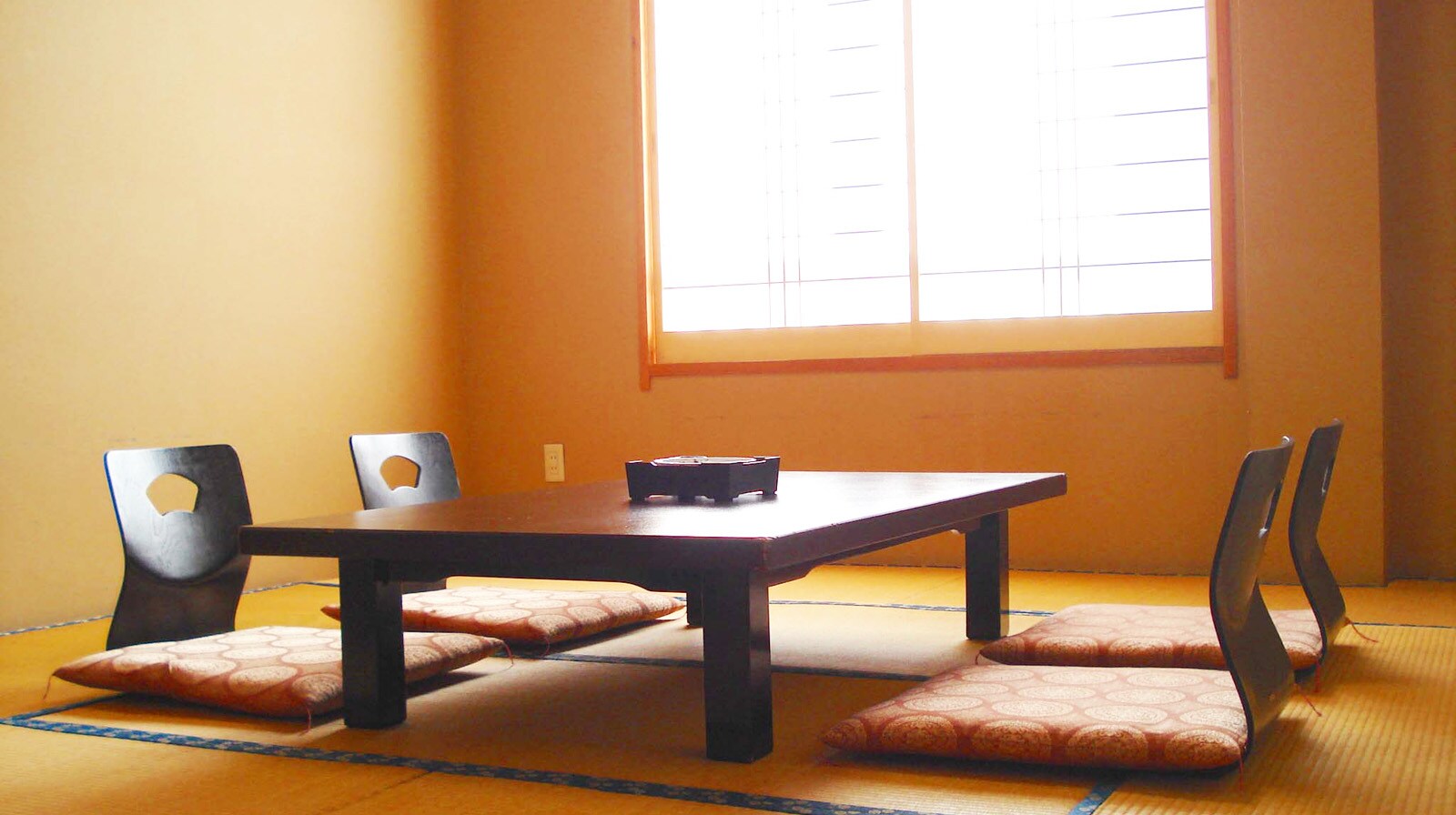 Phòng nghỉ ngơi theo phong cách Nhật Bản (8 chiếu tatami)
