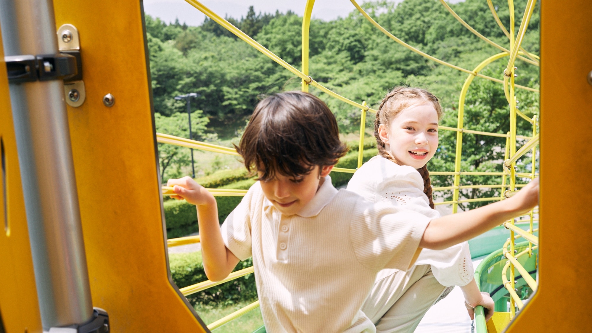 [Outdoor kids' space NASOBO] Fun play equipment such as kids' athletic equipment and long slides