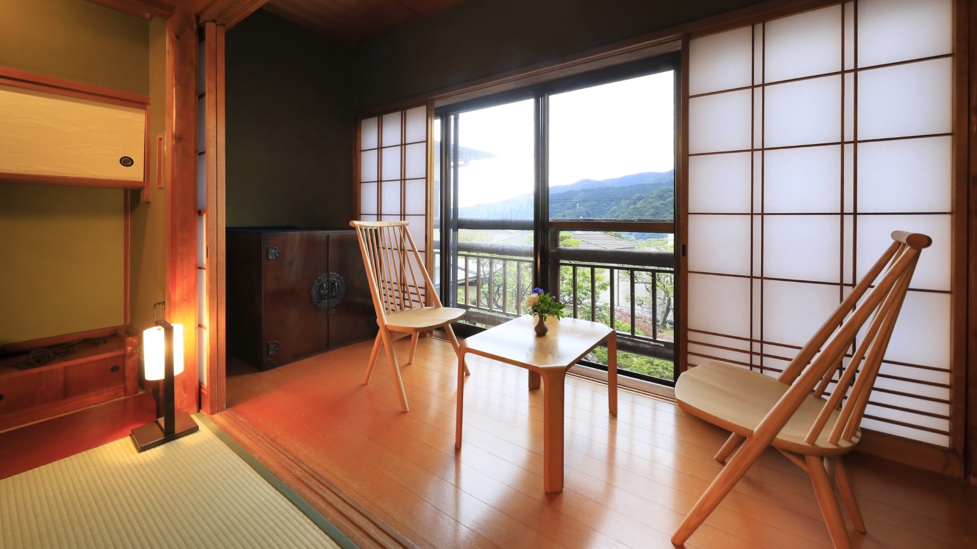[Non Smoking] Japanese Style Room with Hollywood Twin