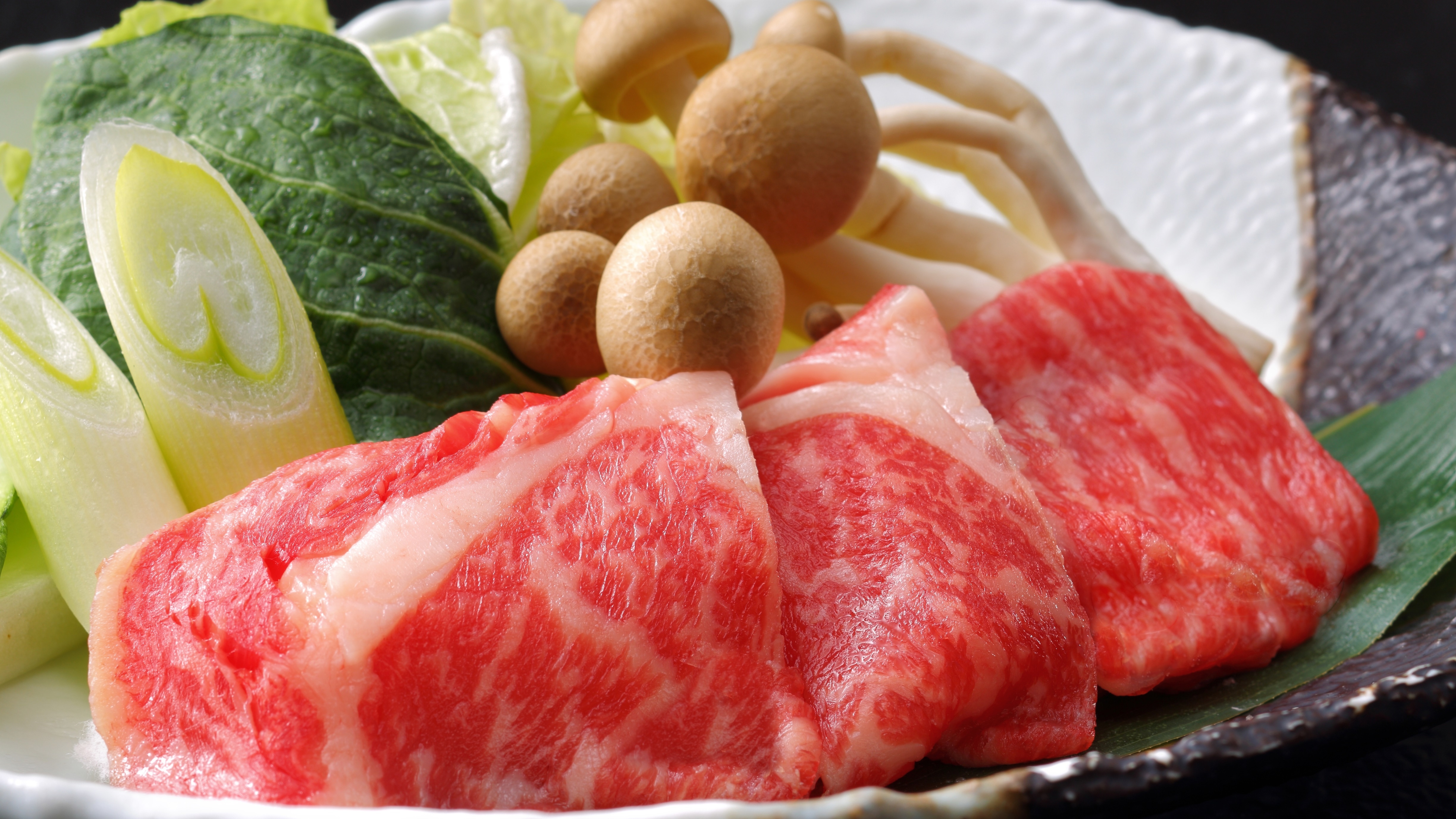 Domestic beef sukiyaki banquet *Image for illustration purposes only