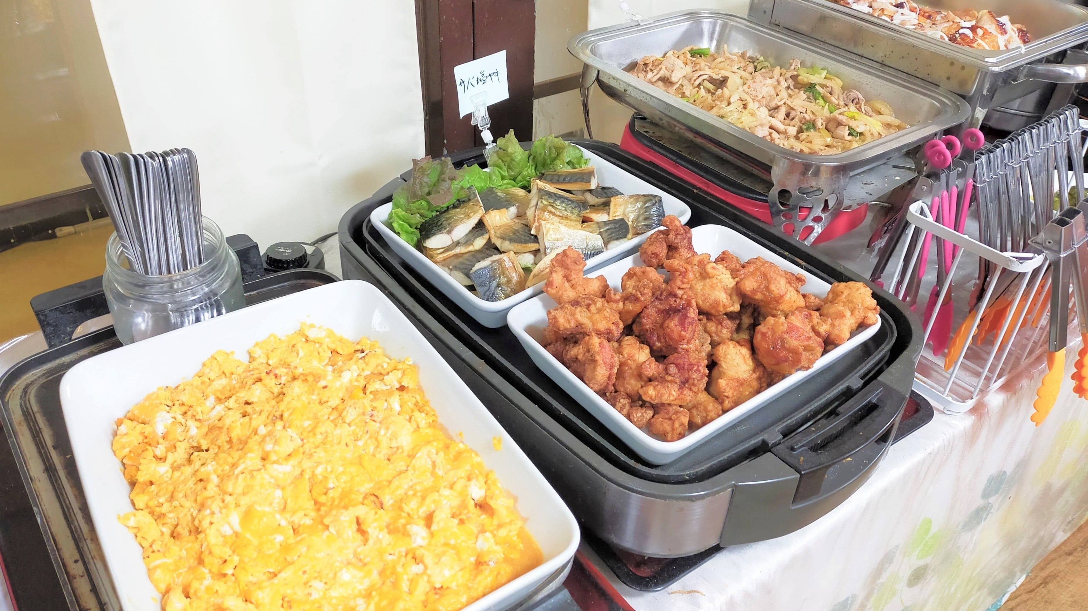 Free breakfast buffet