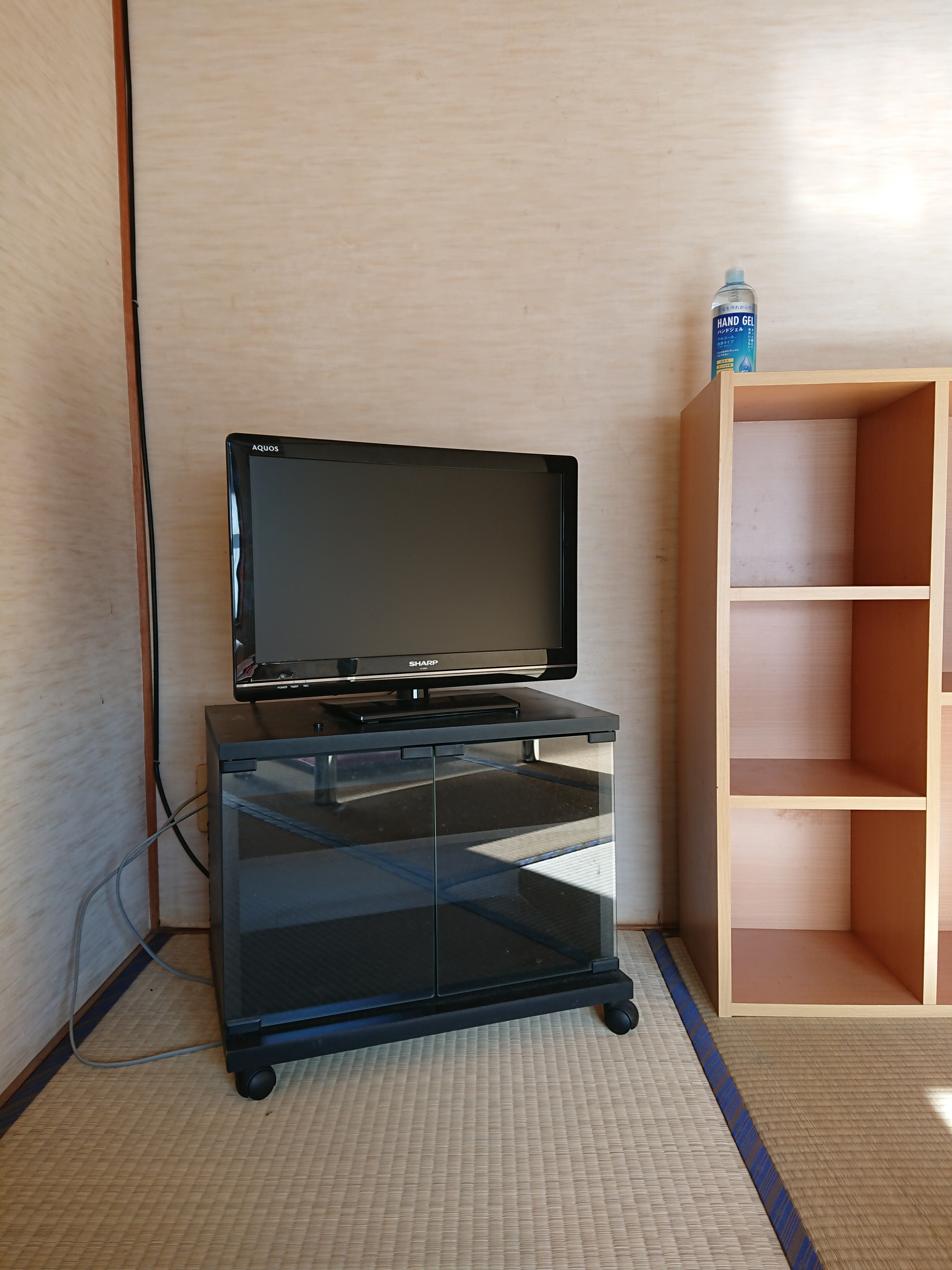일본식 6 다다미 TV