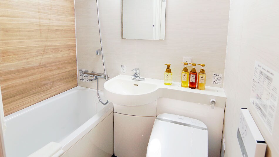 Toilets and bathrooms