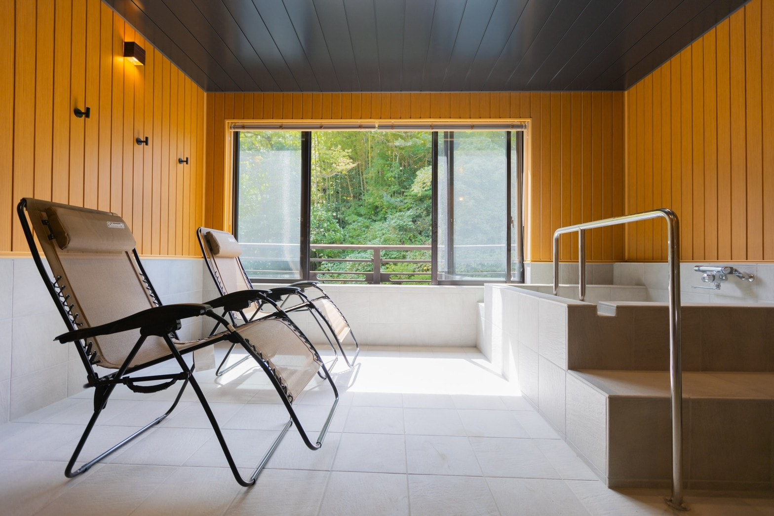Special room with sauna "Kaede" outside air bath space and bathtub