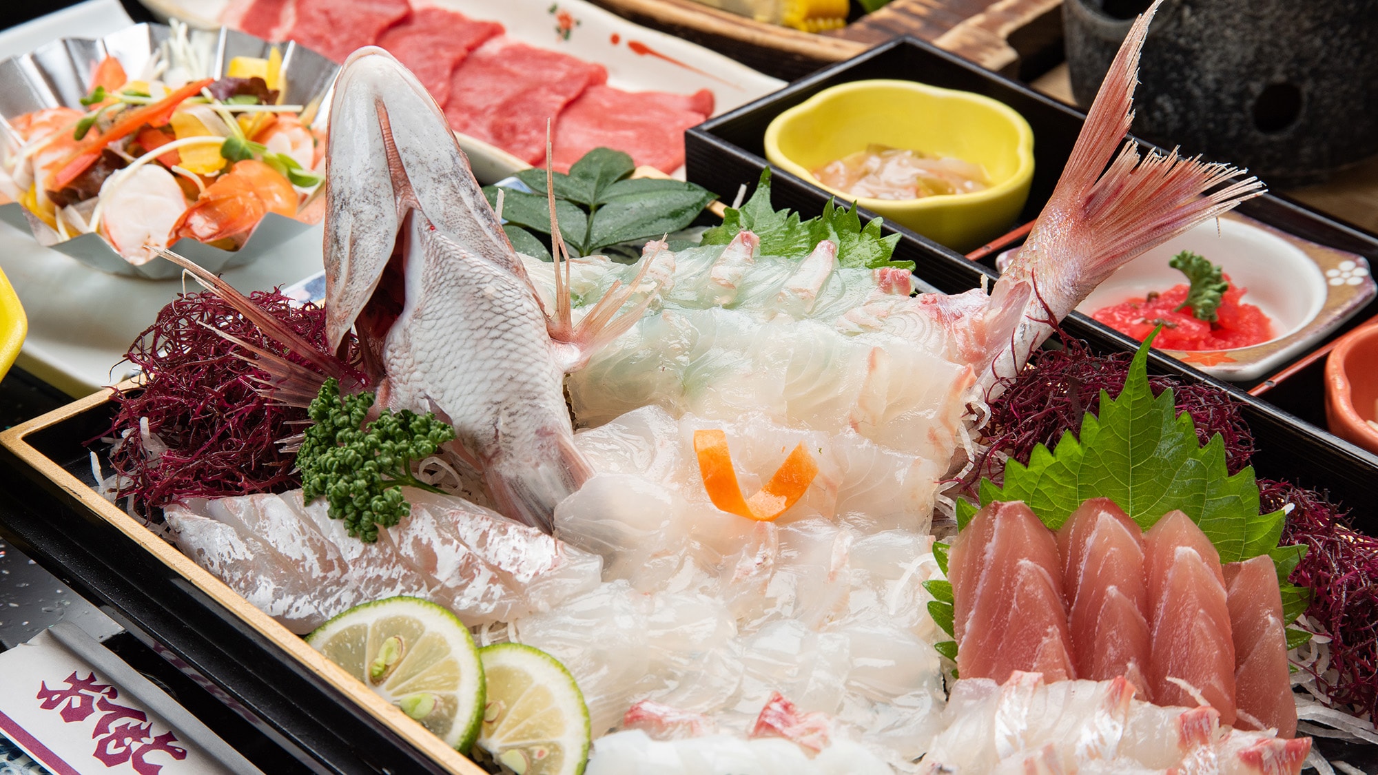 *【Great Value Plan】Assorted seasonal fish sashimi (red snapper, grunt, etc.)