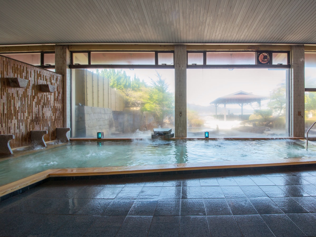 Sister building [Katsuura Gyoen's large communal bath]
