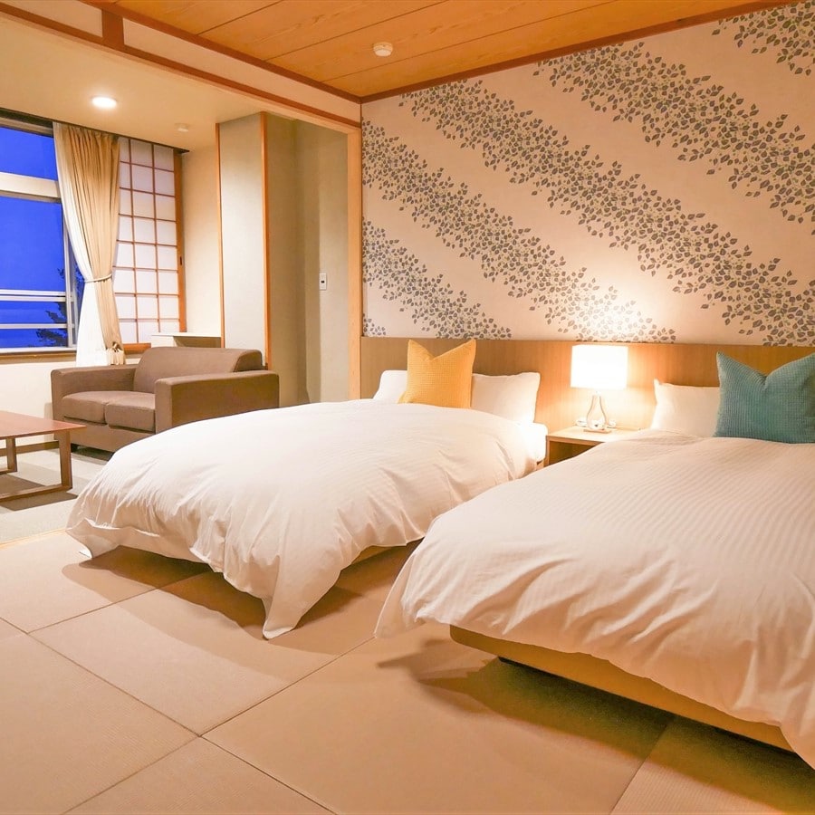 [East Wing Twin Bedroom (example)] A spacious room with a comfortable bed. A room with an outstanding view.