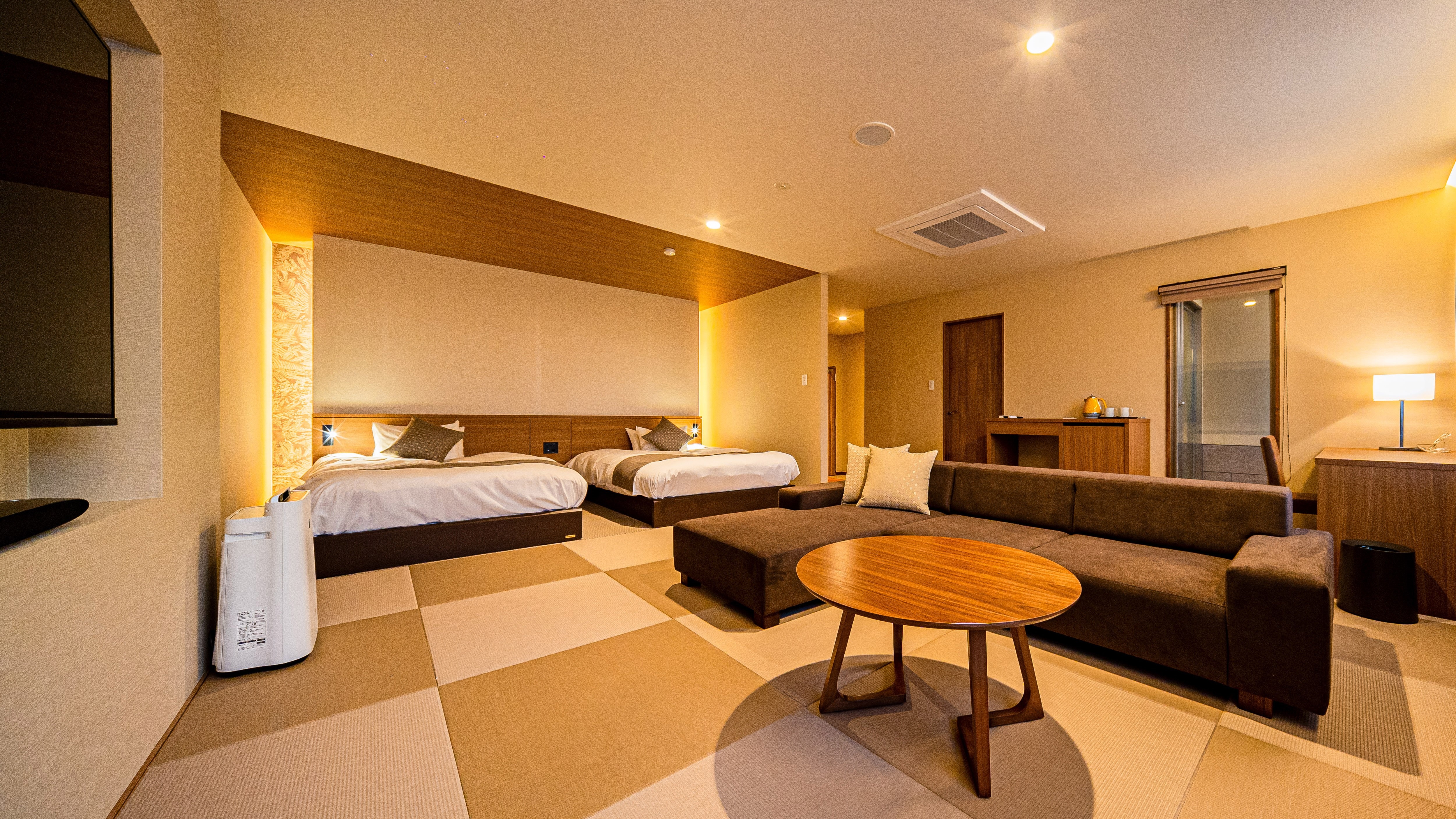*Diperbarui pada Oktober 2020★Contoh kamar tamu dengan pemandian semi terbuka [Suite modern Jepang]