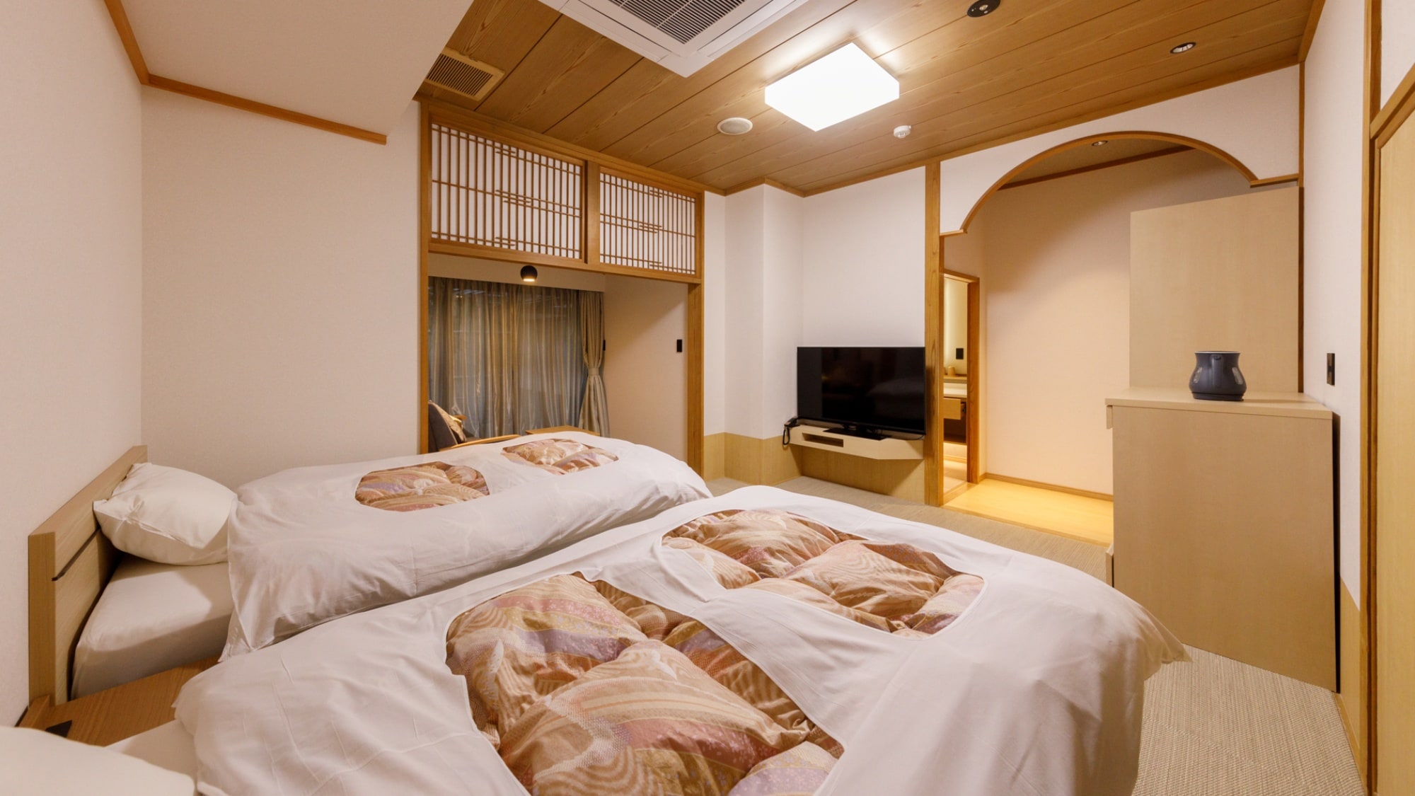 [With natural hot spring open-air bath] Twin Room 113