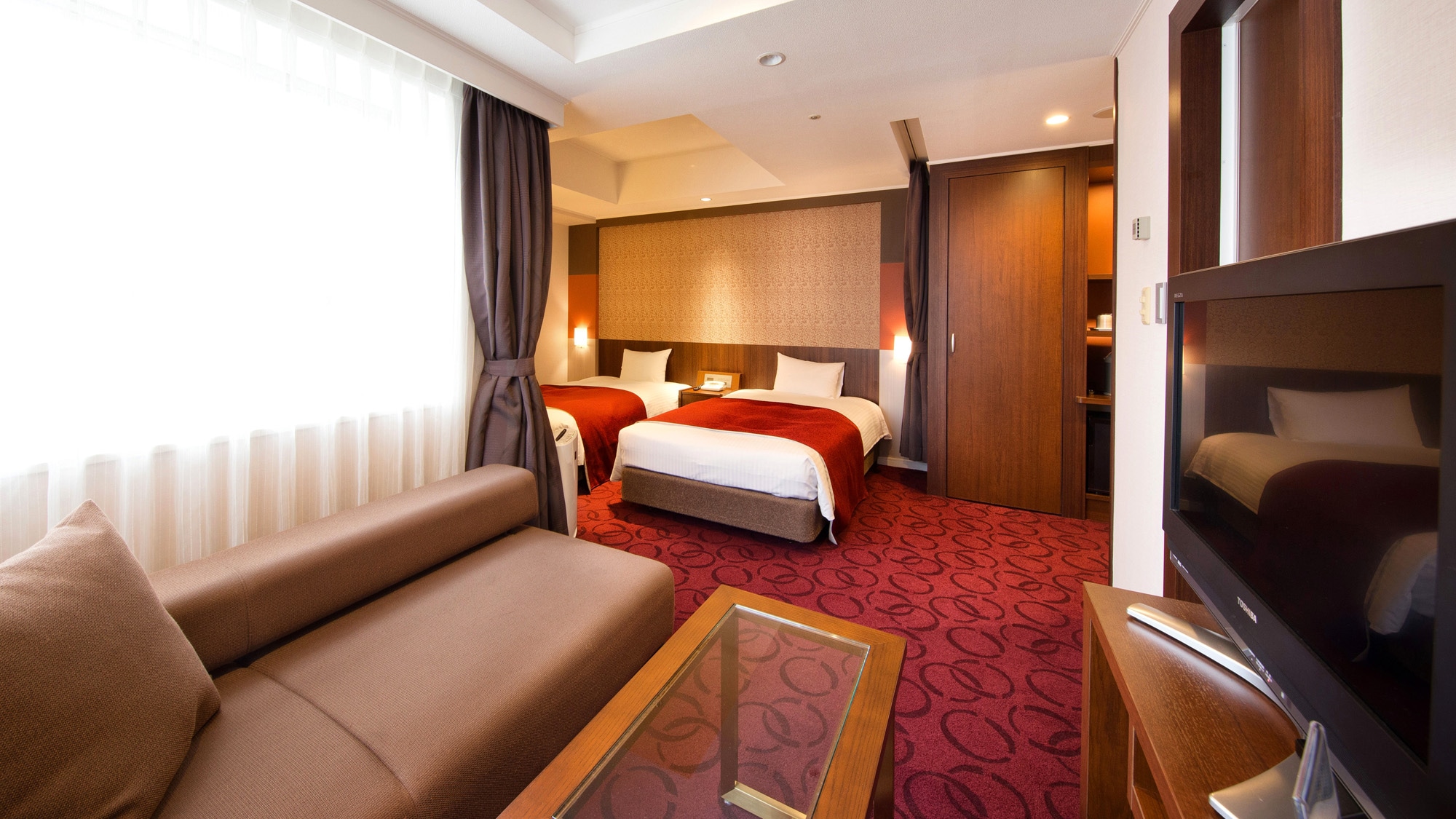 Corner Twin Room ◆ (31m2) [Tower Building] 6th to 11th floors [Non-smoking]