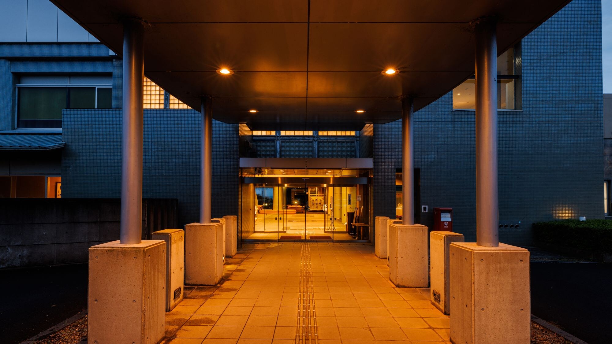 entrance