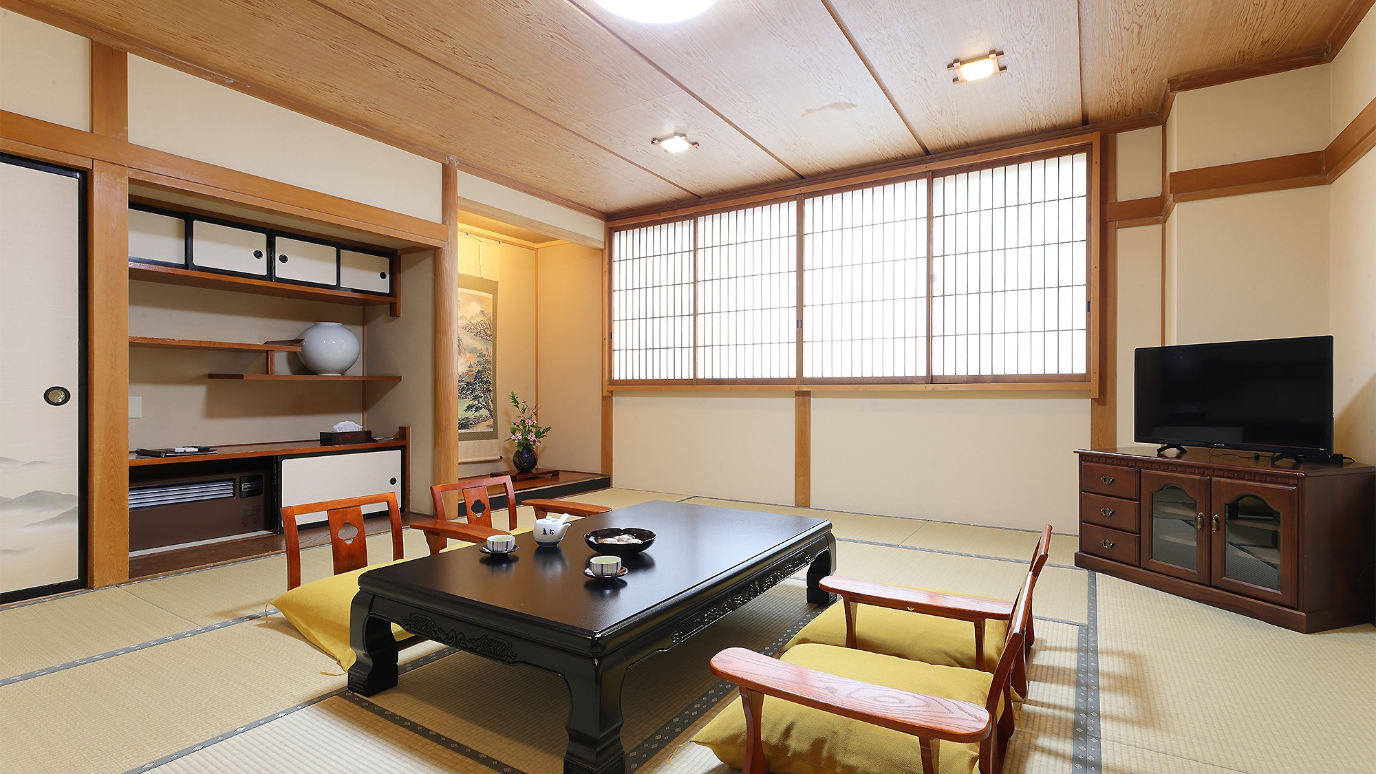 Semi-suite (Japanese-style room + bedroom + massage machine + hot spring)