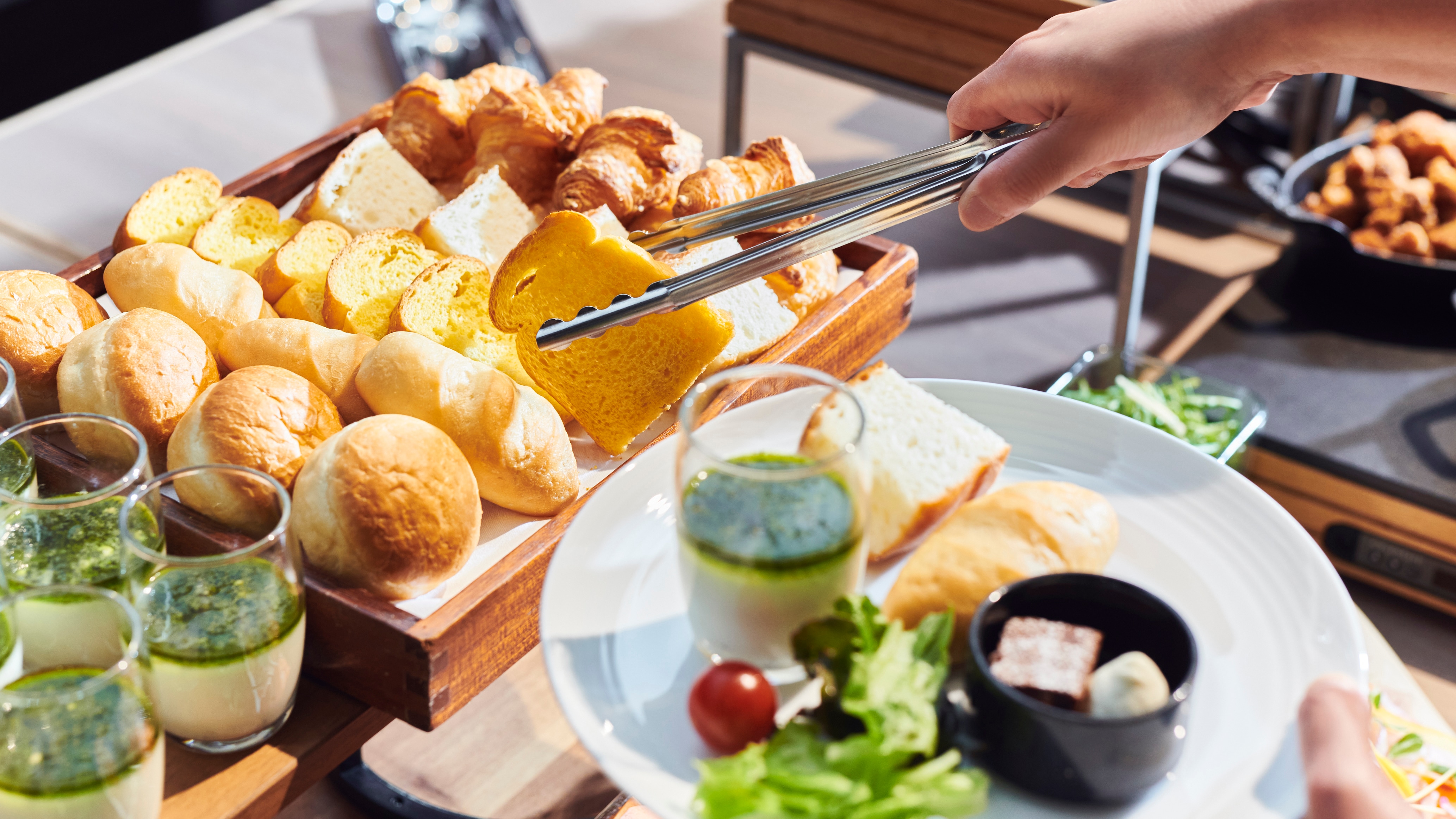在札幌克羅斯酒店享用早餐，開始新的一天。