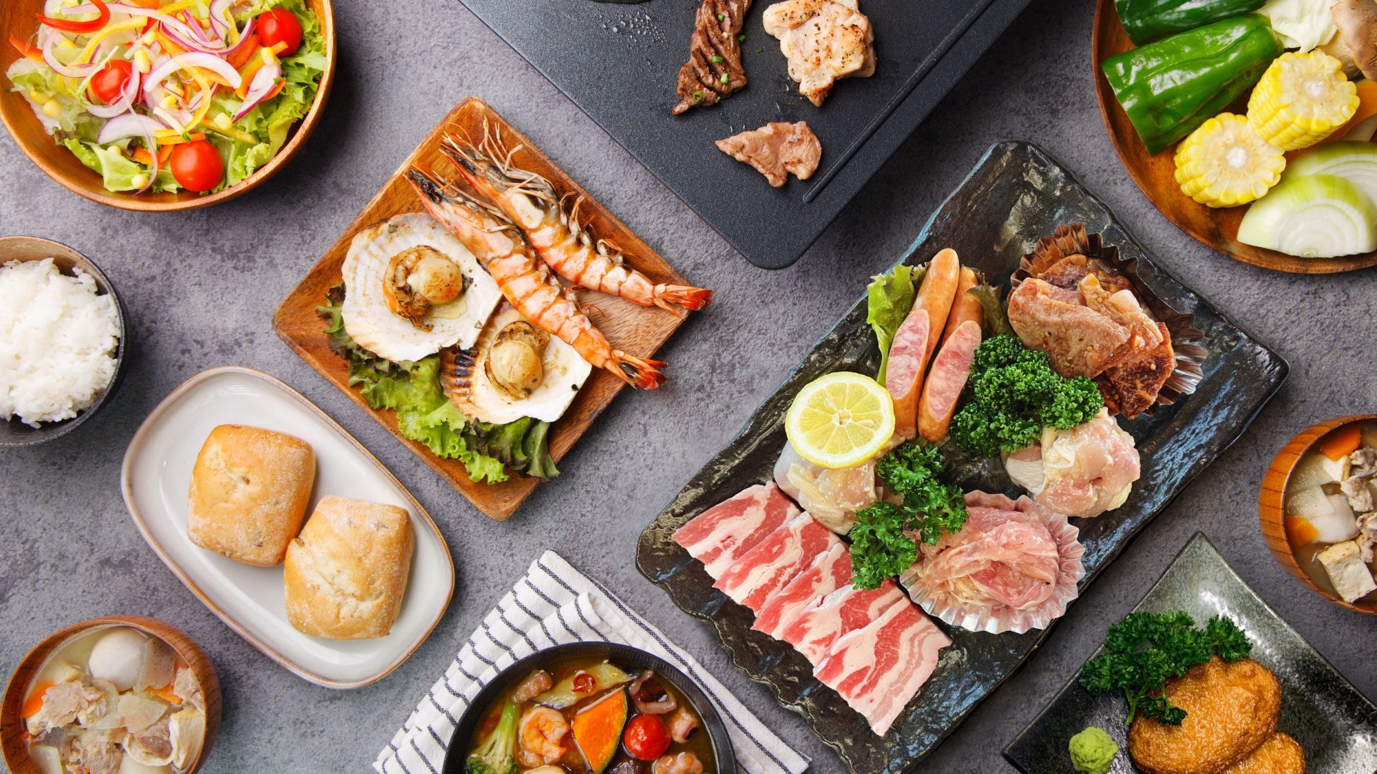 Bữa tối sang trọng tại một nhà trọ suối nước nóng