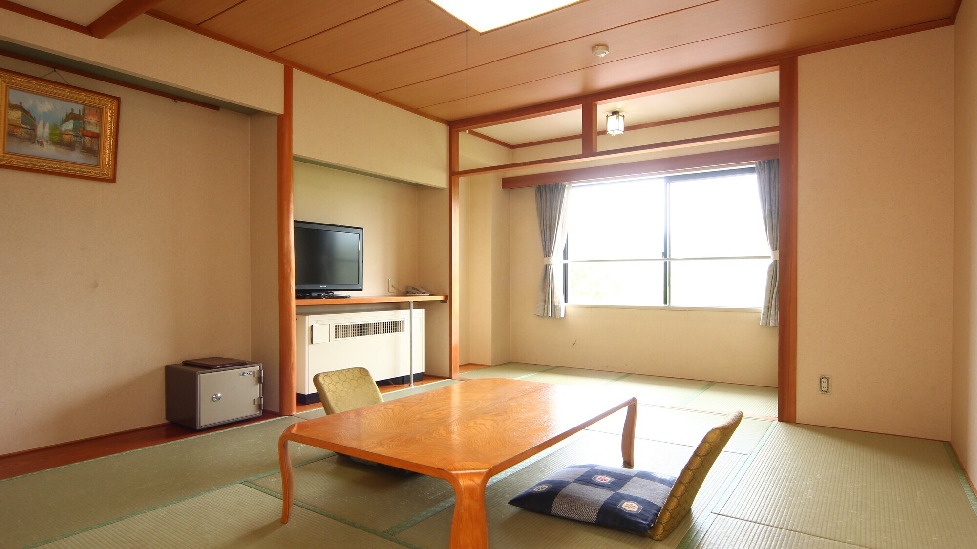 [Gedung utama] Kamar tamu *Kamar bergaya Jepang