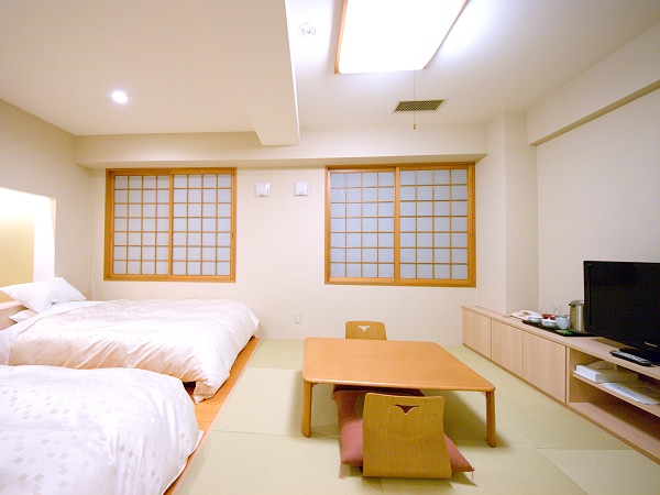 Main building: Japanese-Western style room, 20 square meters