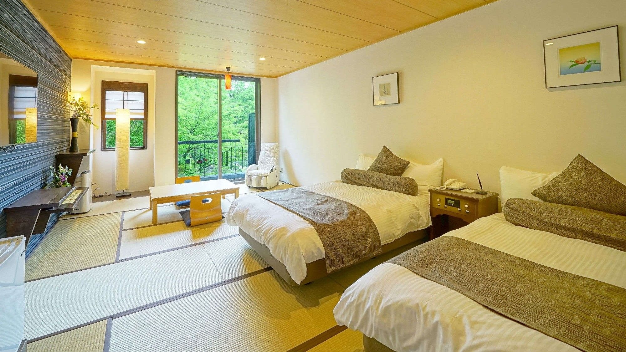 [Japanese Modern Twin] โปรดใช้เวลาพักผ่อนในห้องขนาด 38 ตร.ม. พร้อมเตียงรวมกับห้องสไตล์ญี่ปุ่น