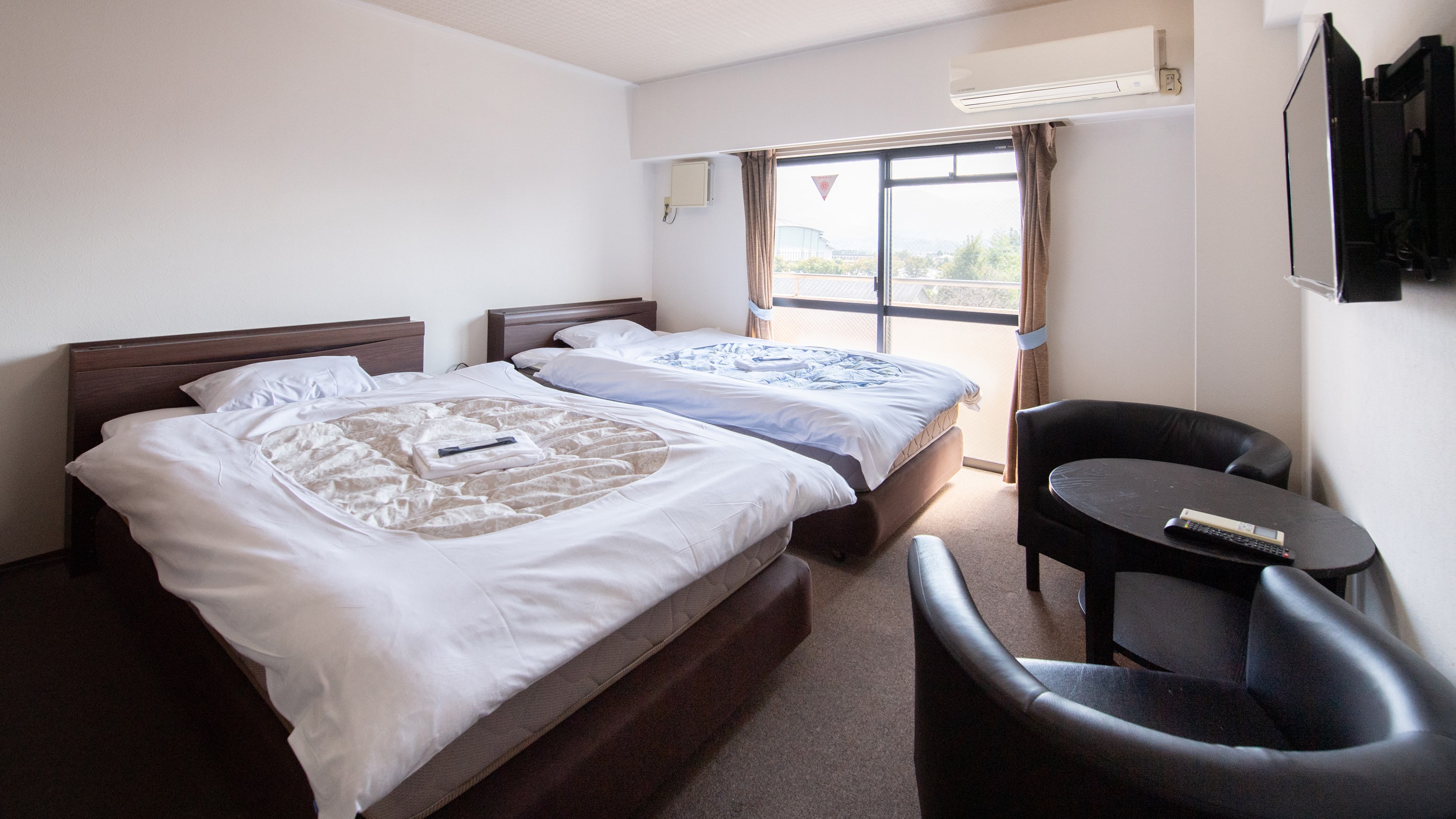 [Non-smoking] Twin room