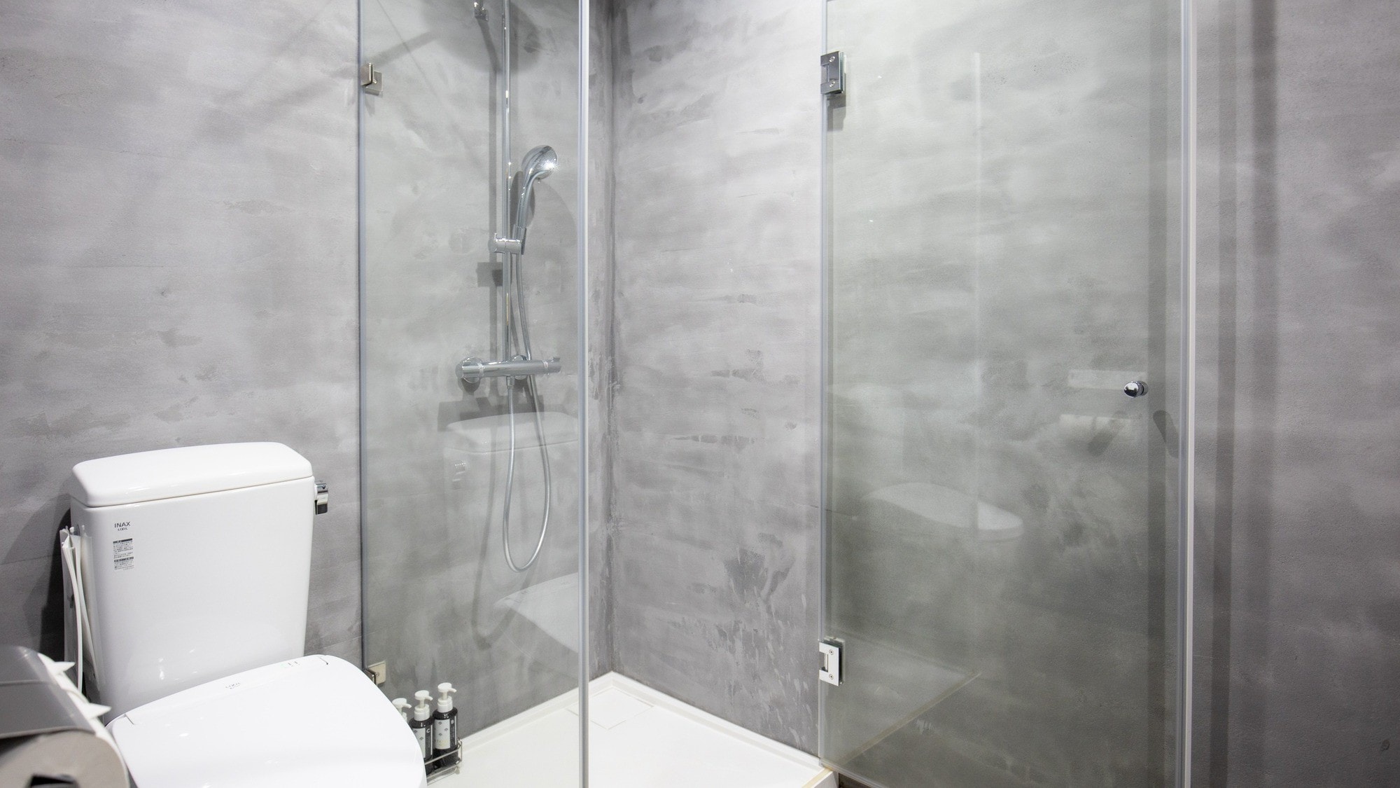 Shower booth