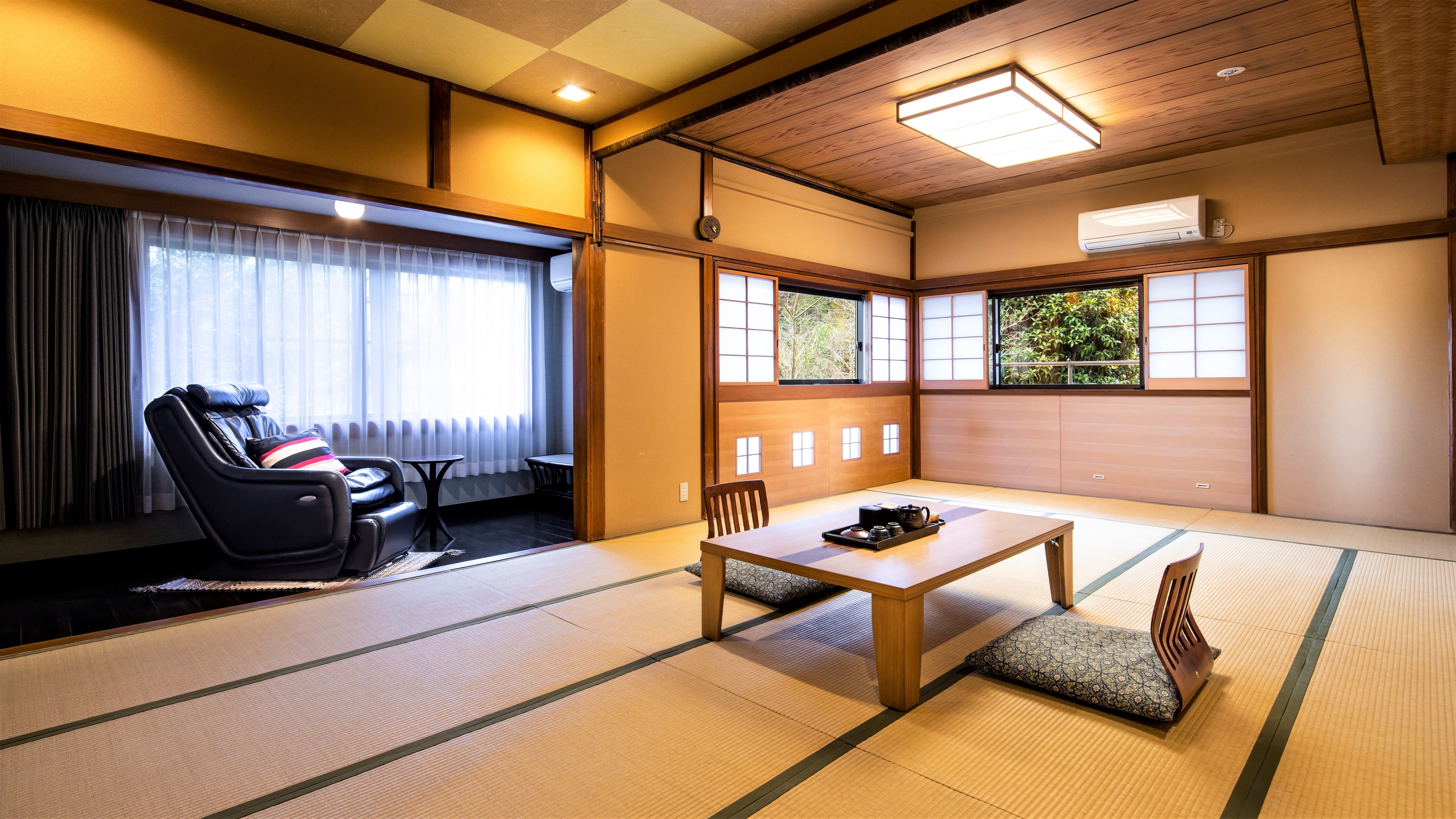 2nd floor, Japanese-style room with massage machine, 18 tatami mats