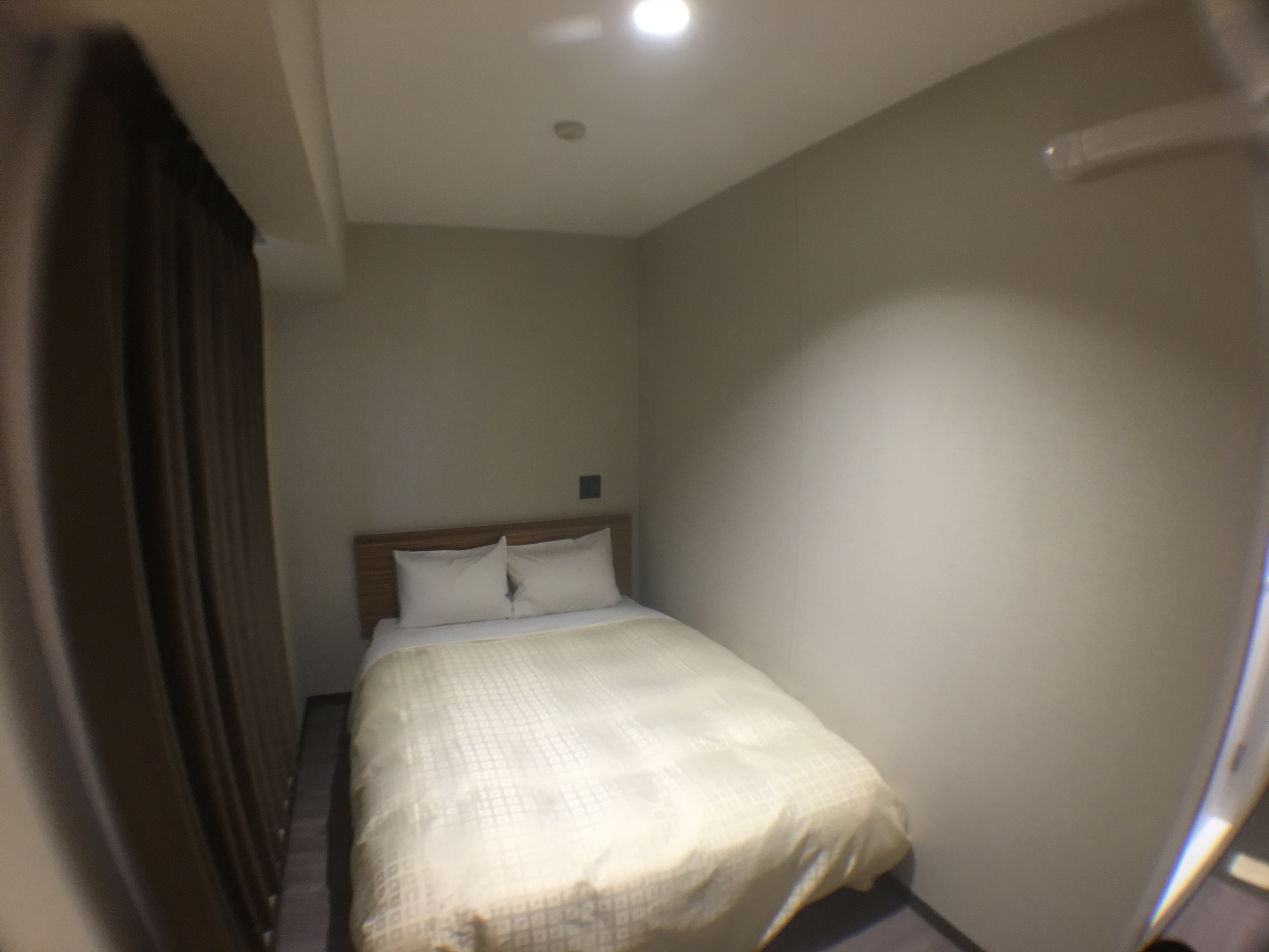 ☆ Semi-double room ☆ All rooms have 140 cm wide beds ♪