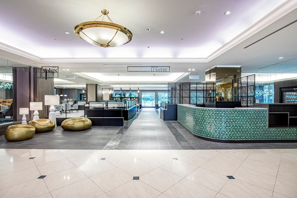 Buffet & Dining "Lumiere" entrance