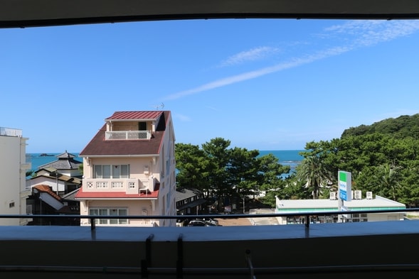 禁煙 4 居海景房
