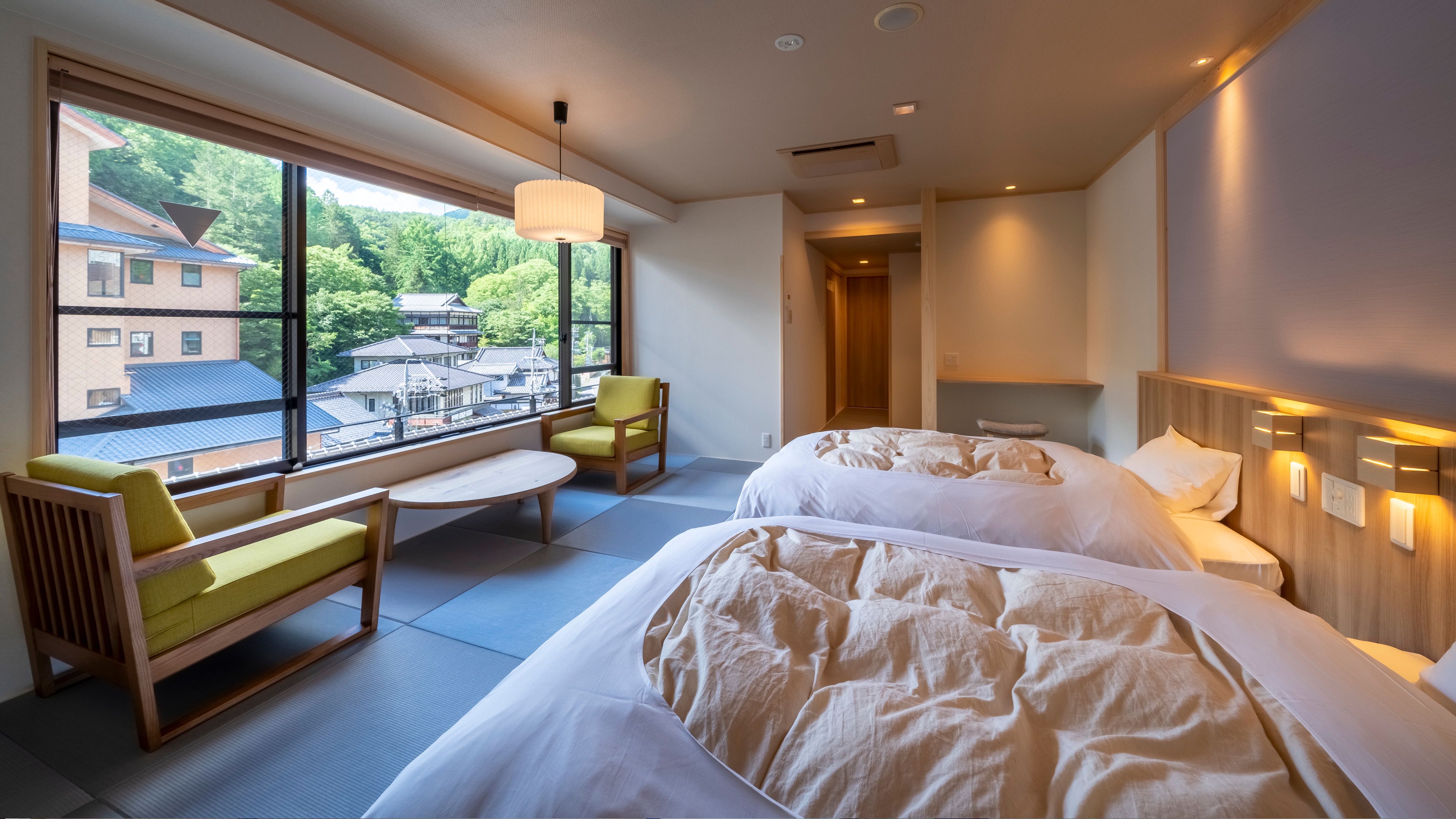 [503] With free-flowing hot spring [Japanese-style bed] 12 tatami mats Bessho view