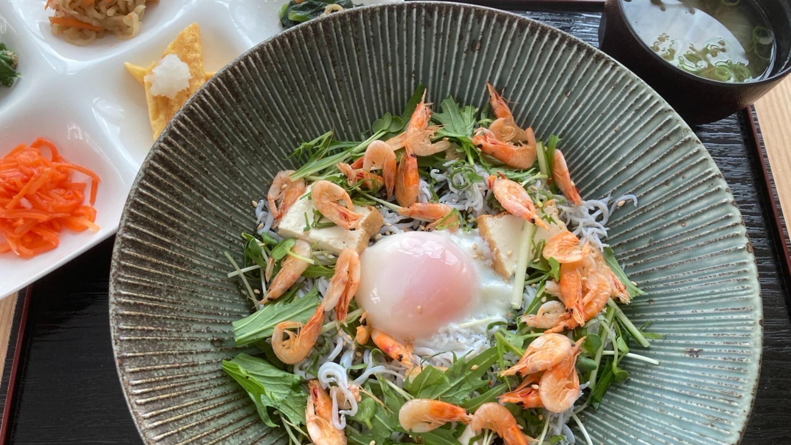 【朝食一例】