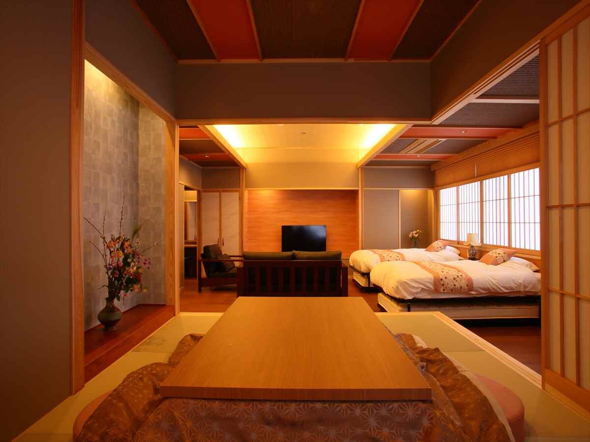 Room 104 2