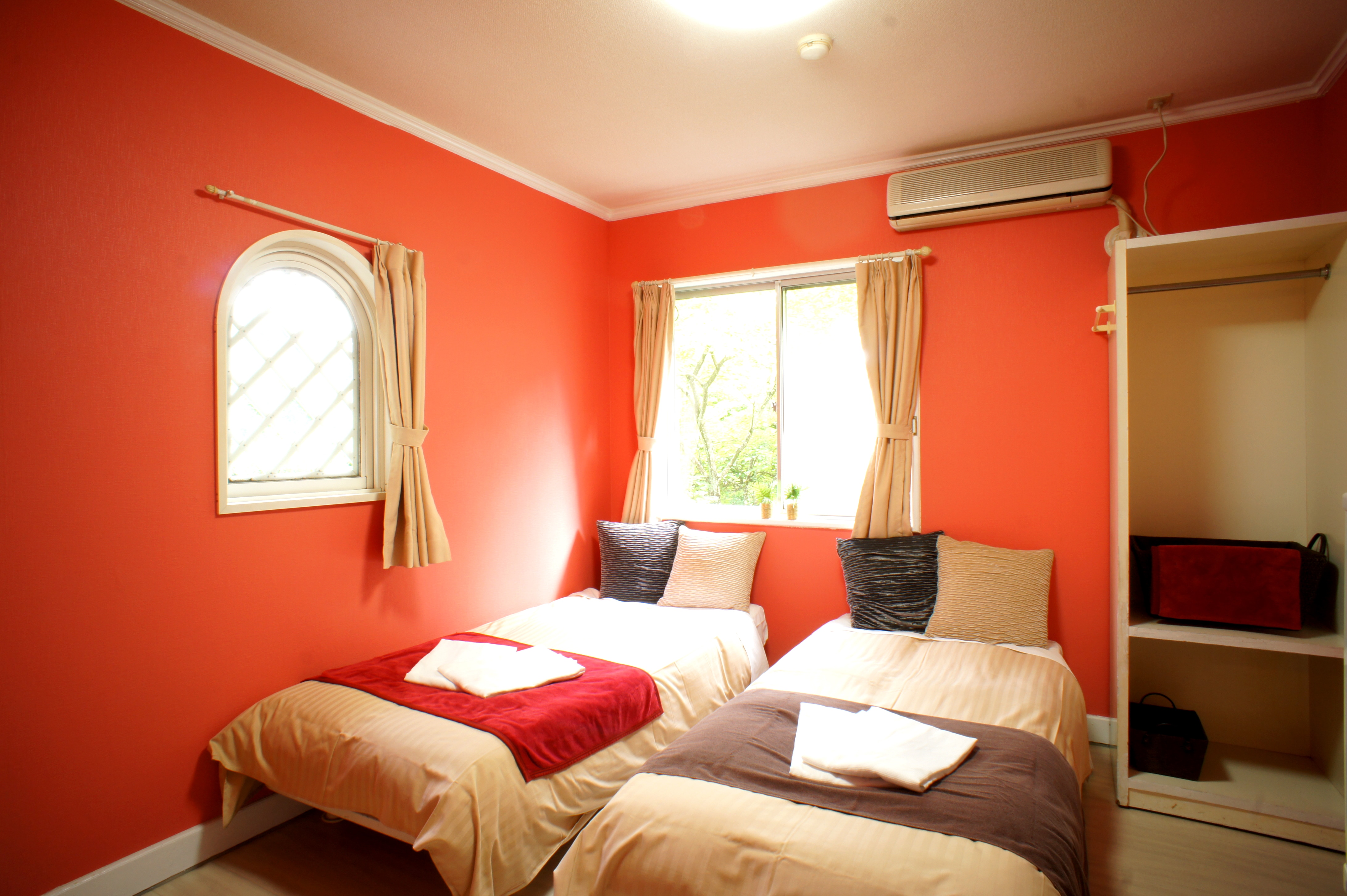 Twin room