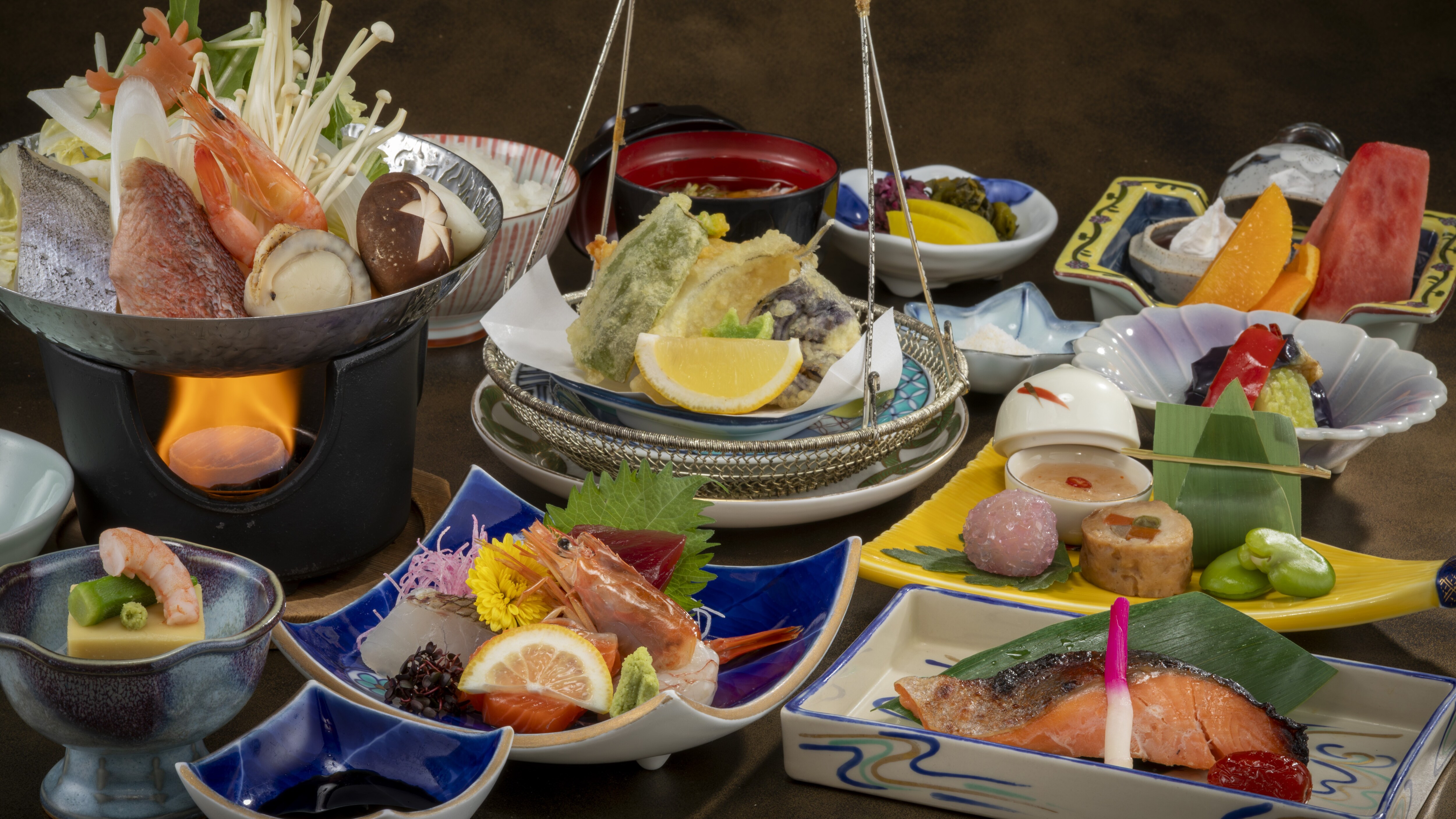 Standard Japanese Kaiseki Dinner *Contents may vary depending on the season.