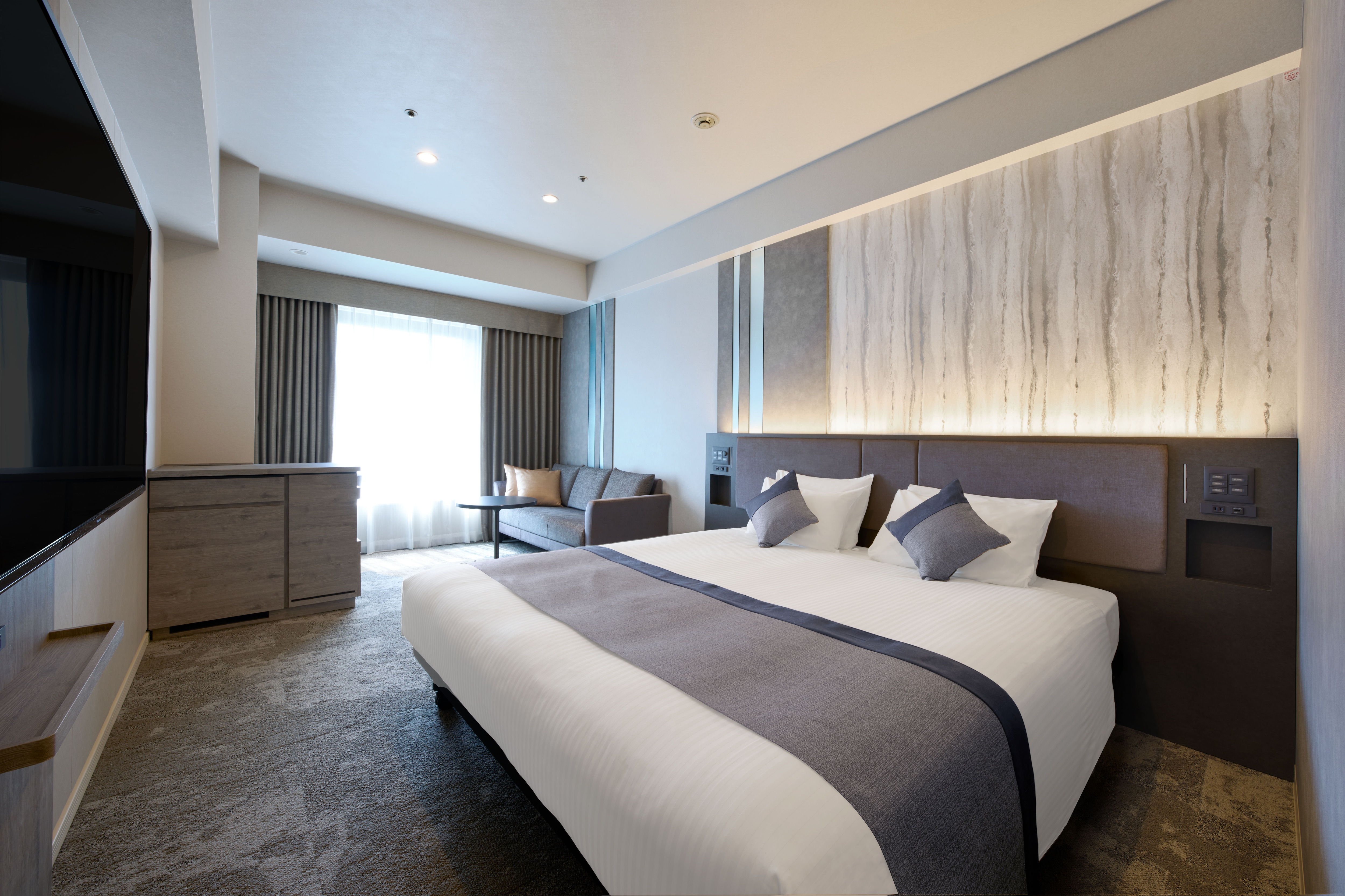 =NEW=豪华特大床房<带沙发>