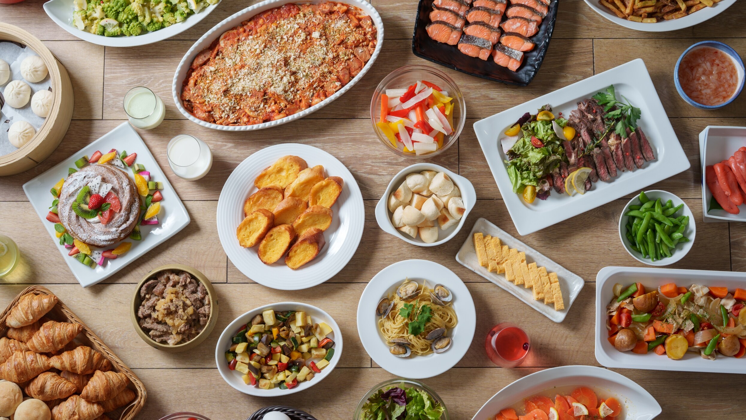 [Breakfast] 65-item buffet lineup (example)