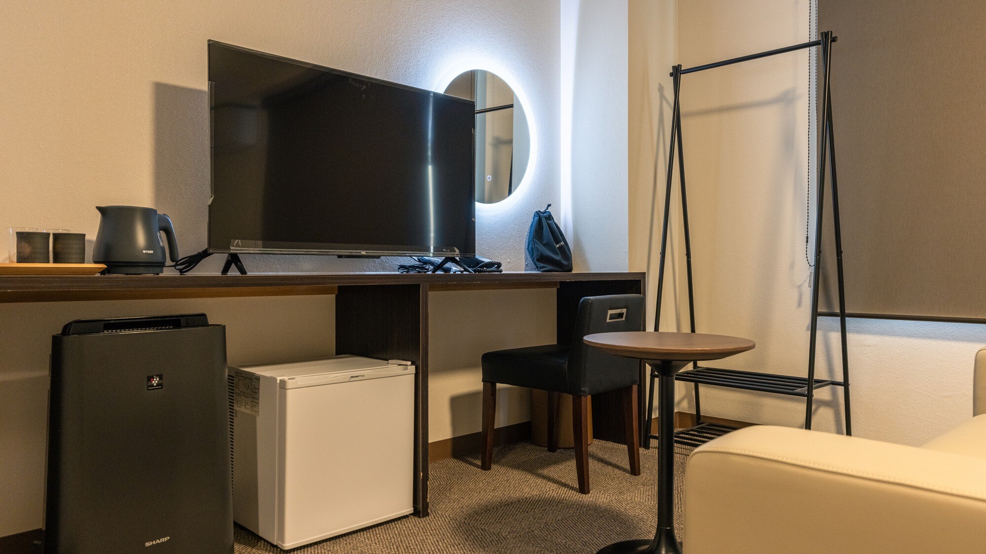 Compact Western-style room (20 sq m)