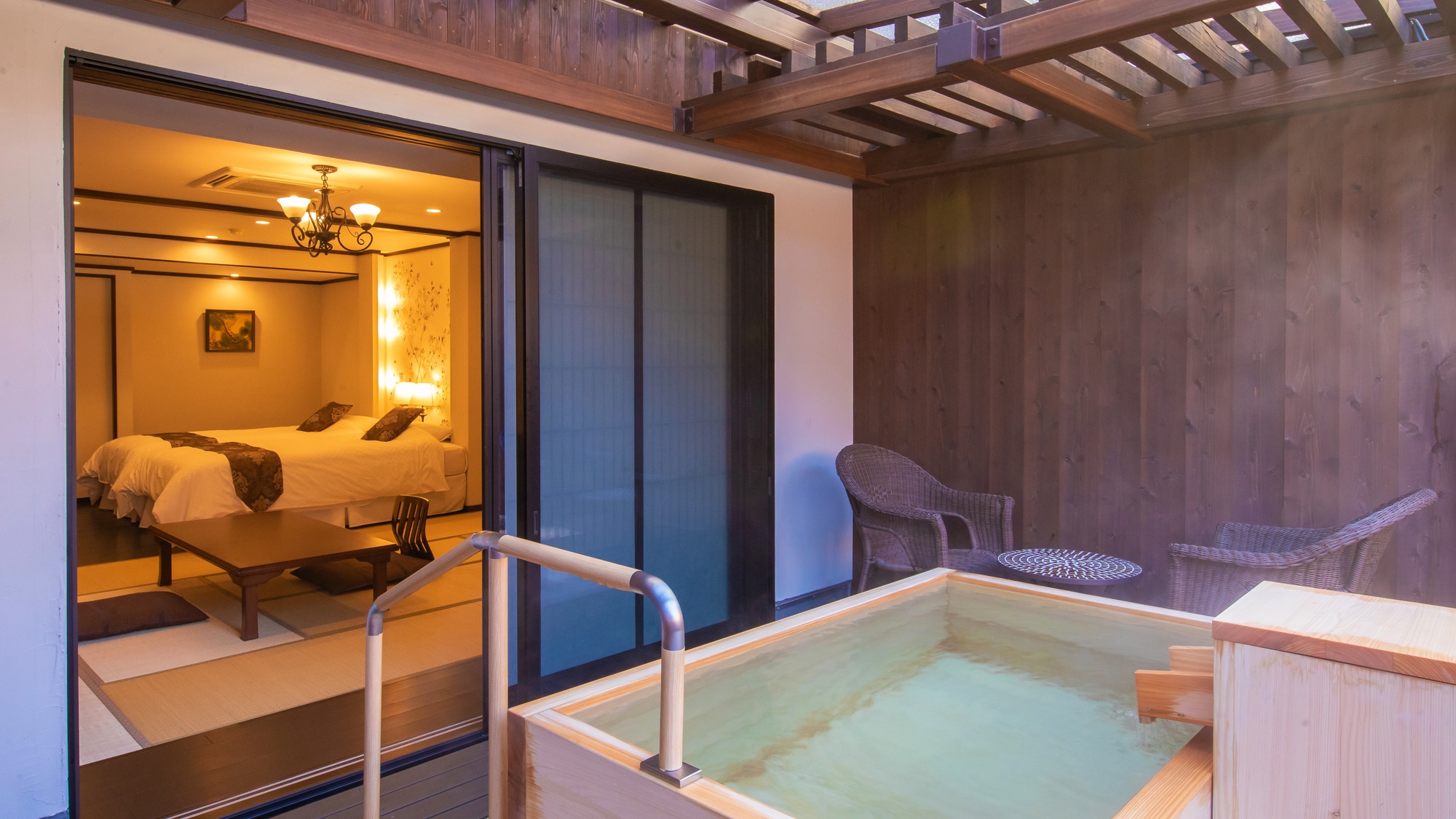 Guest room with Miyama-tei and open-air bath ◆ A space where you can spend a quiet time in the garden