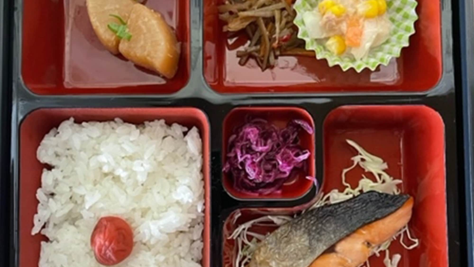 [Guaranteed breakfast bento] Feel free to use this service before work or before setting off on your sightseeing trip!