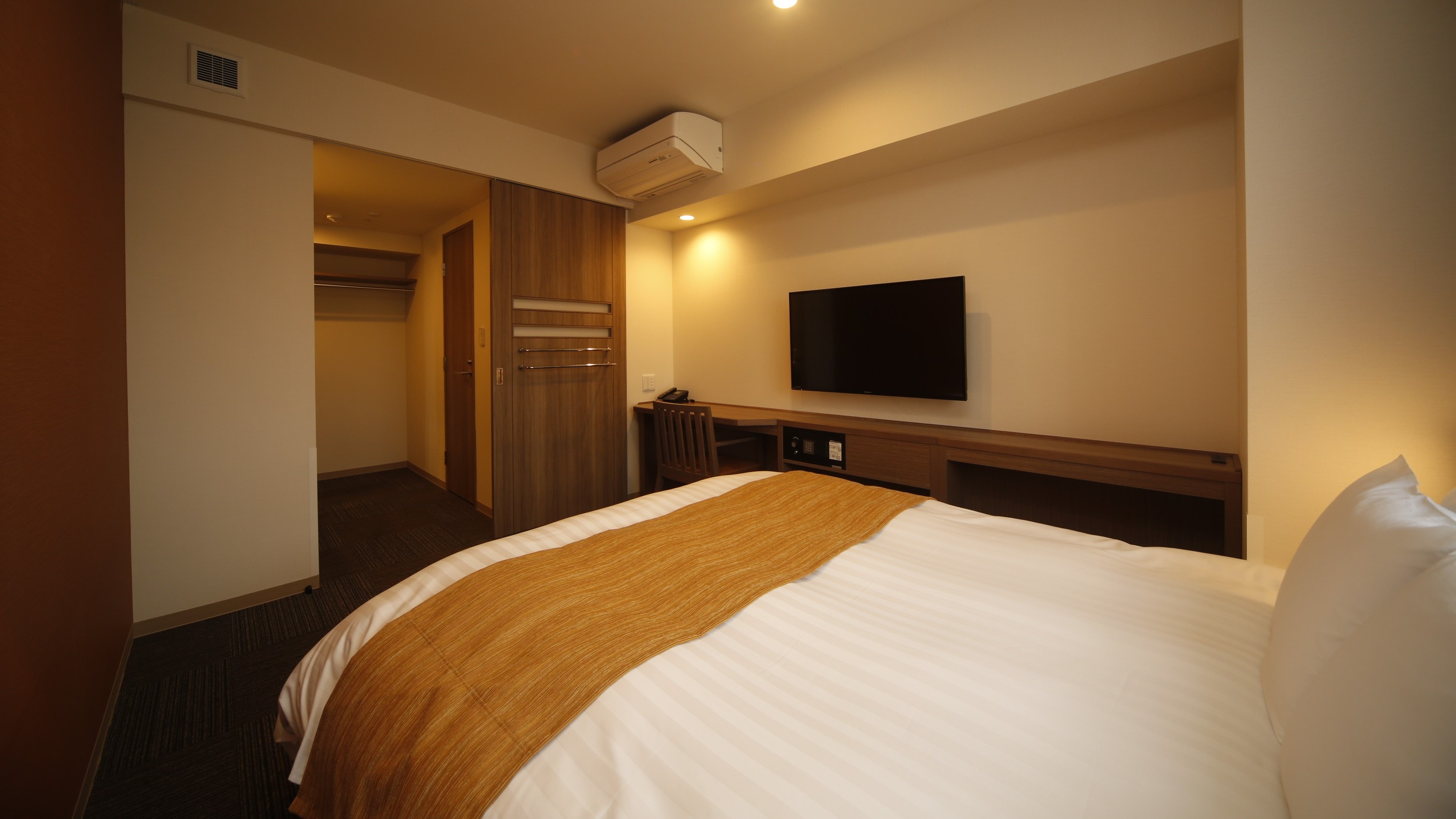 ◆ Non-smoking queen room 20.1 square meters Bed size 160 cm & times; 195 cm