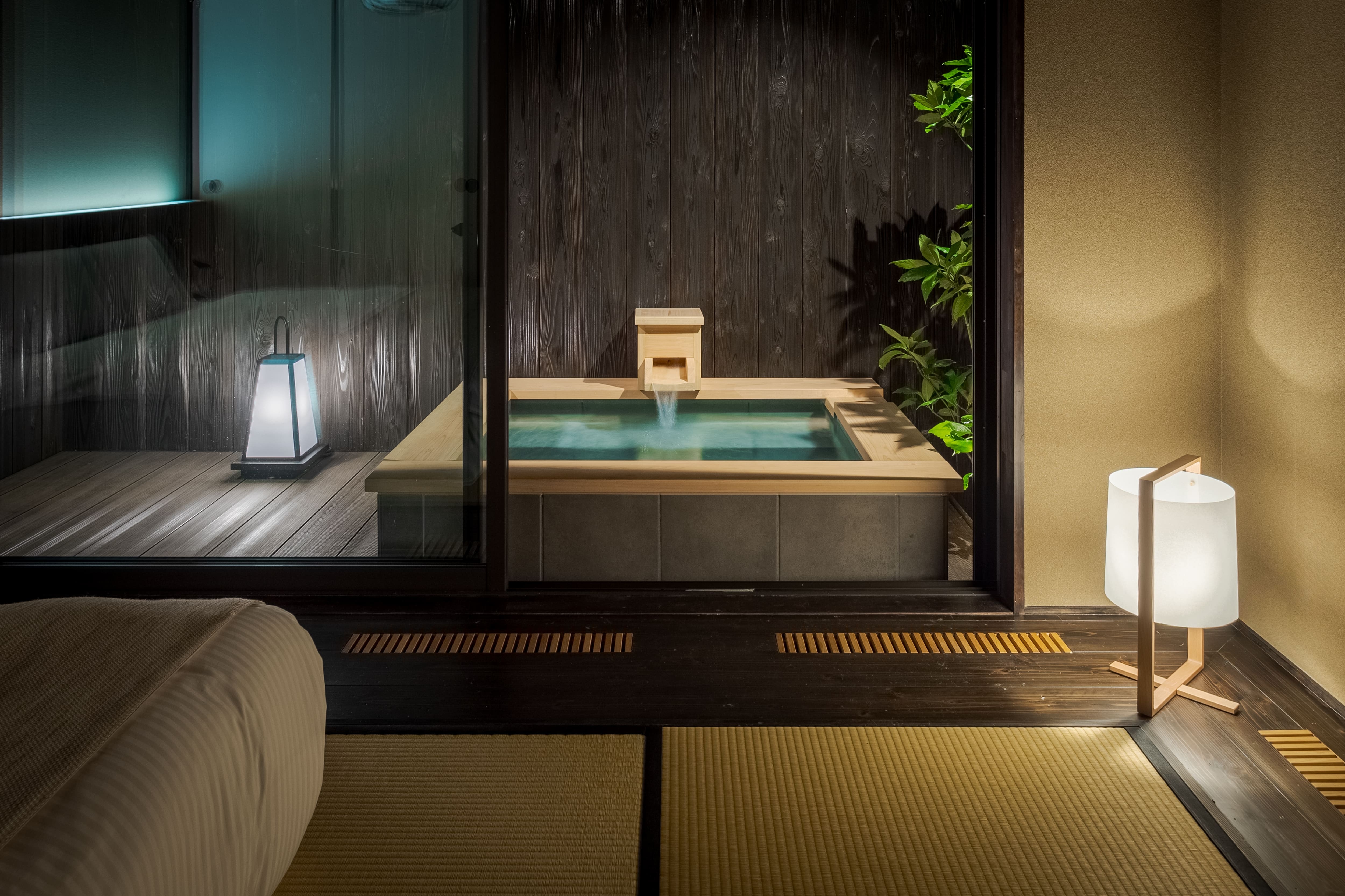 [Ume] Open-air bath