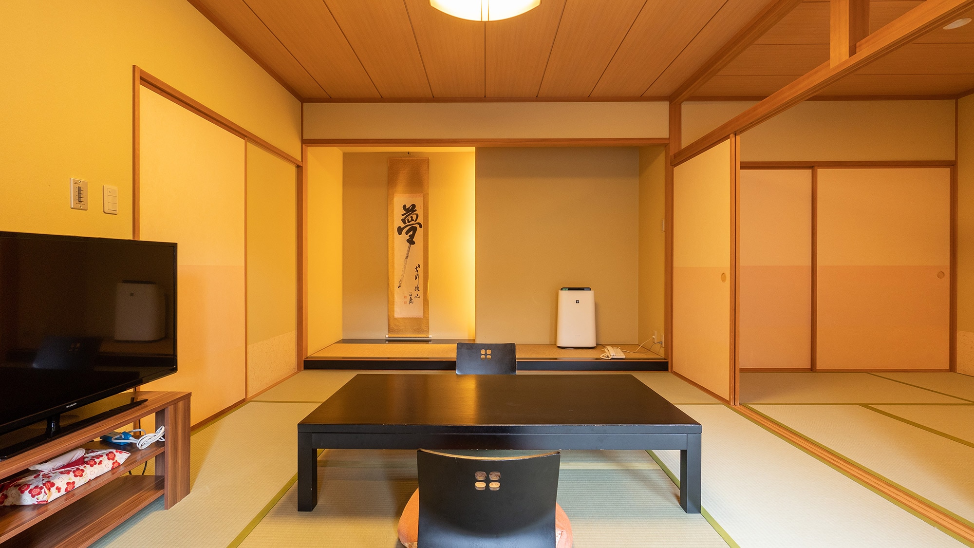 Suite with open-air bath and Japanese-style indoor bath *Image for illustration purposes only