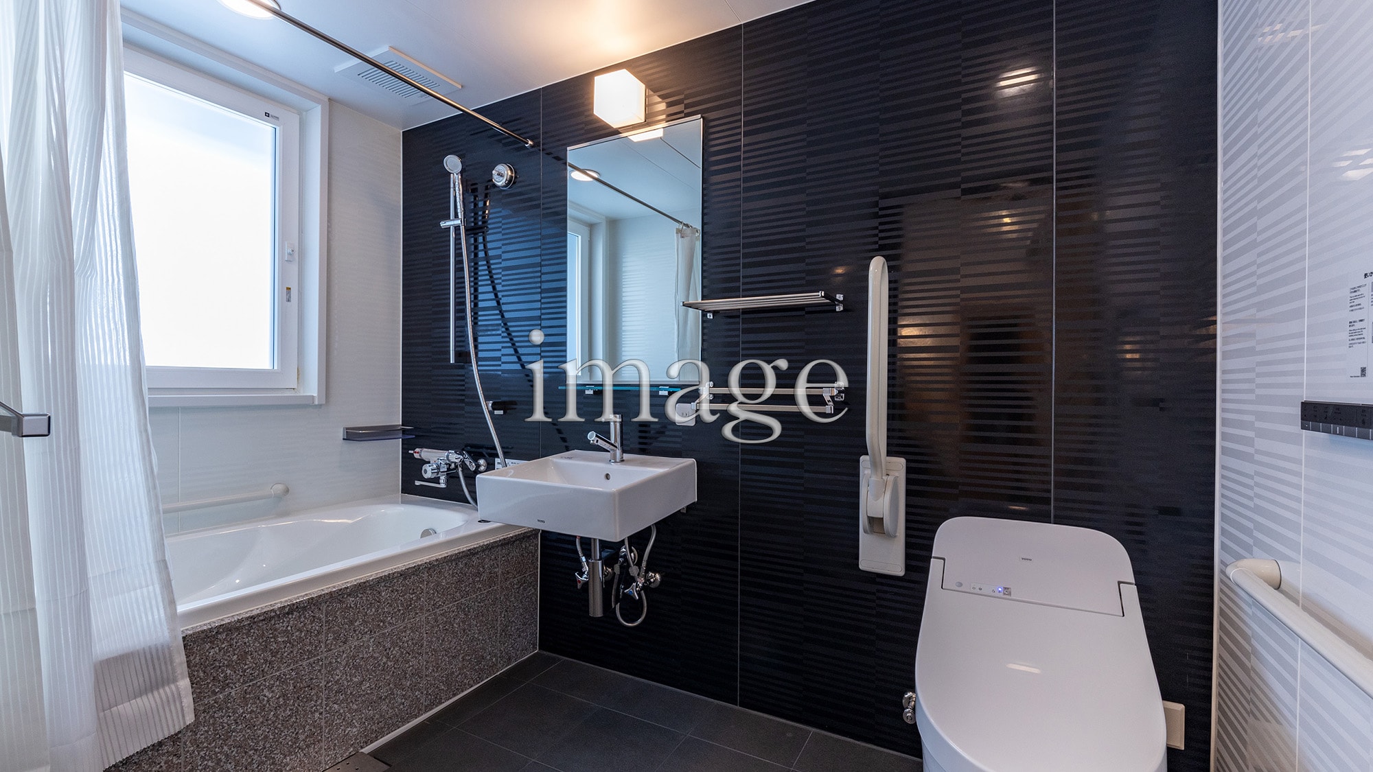 ■Bathroom (Deluxe Twin Room) Image
