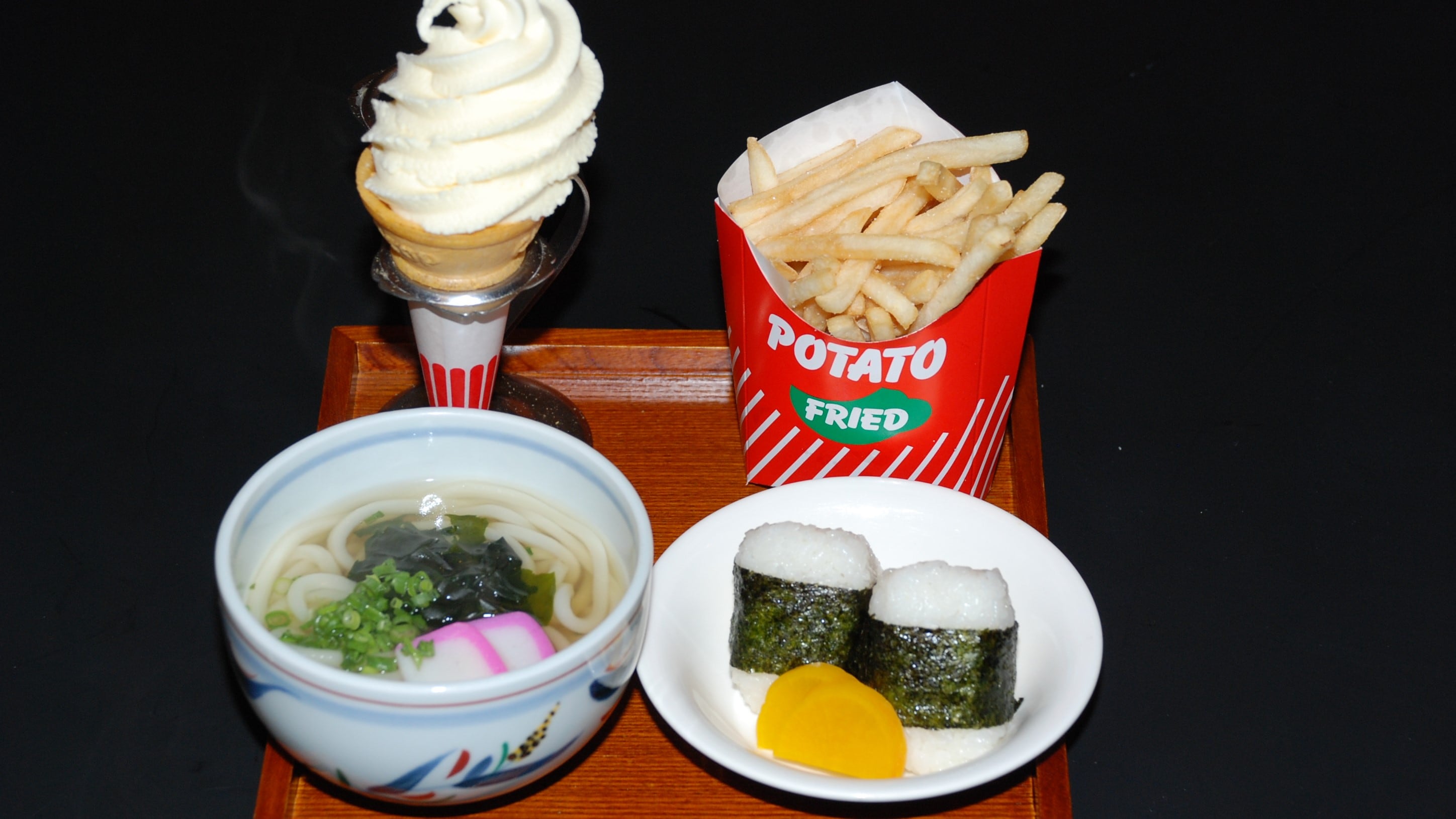Manfaat paket set anak-anak dengan camilan larut malam