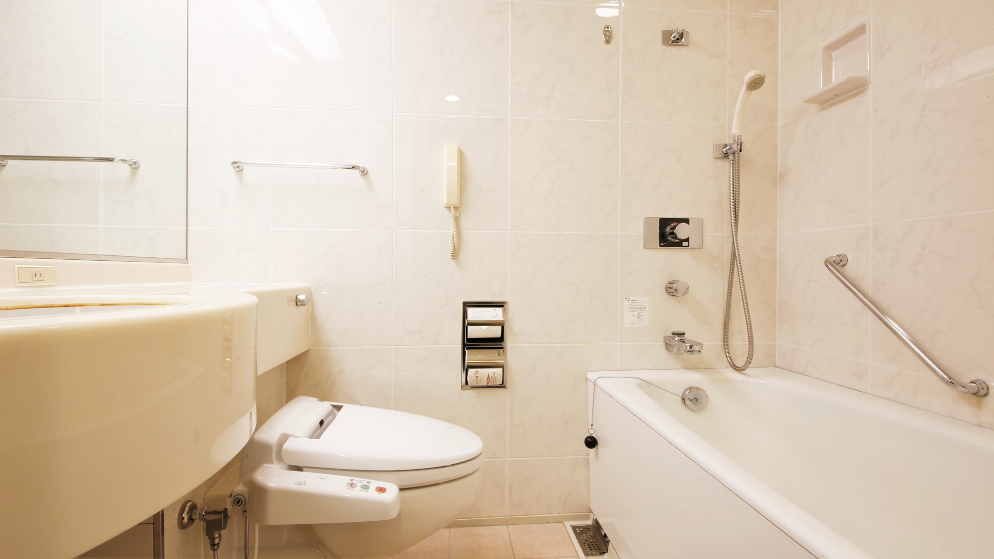 Unit type bathroom image