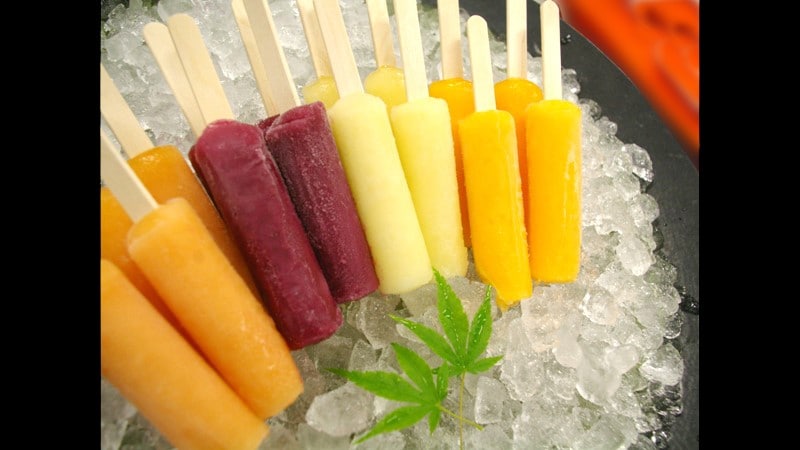 [Hot water bath] We offer popsicles until night and lactic acid bacteria drinks free of charge in the morning.