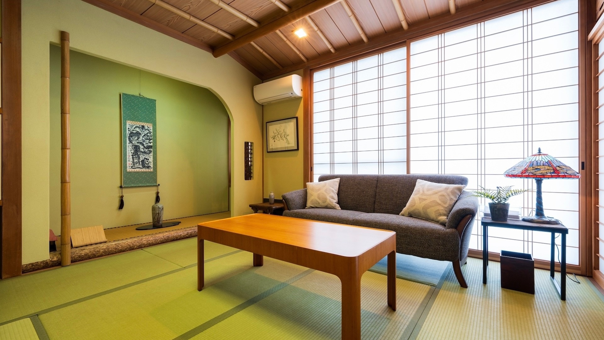 [Main building] Special room "Japanese-style room 8 tatami mats + 6 tatami mats" with open-air bath / 1st floor