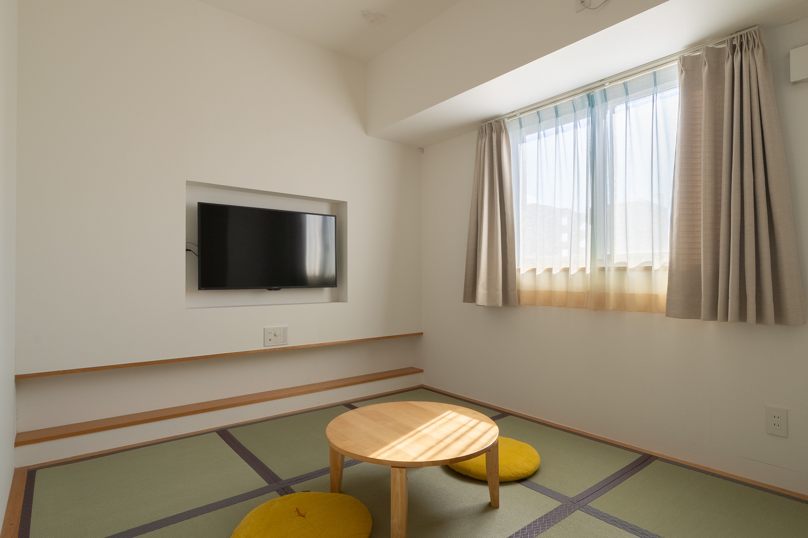 [New building: Japanese-style room]