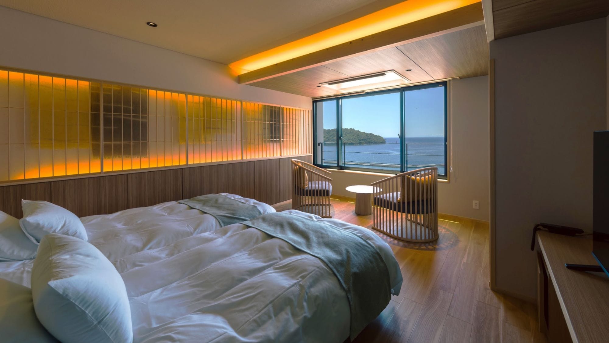 Superior Twin Room [8th-9th floor, ocean side]