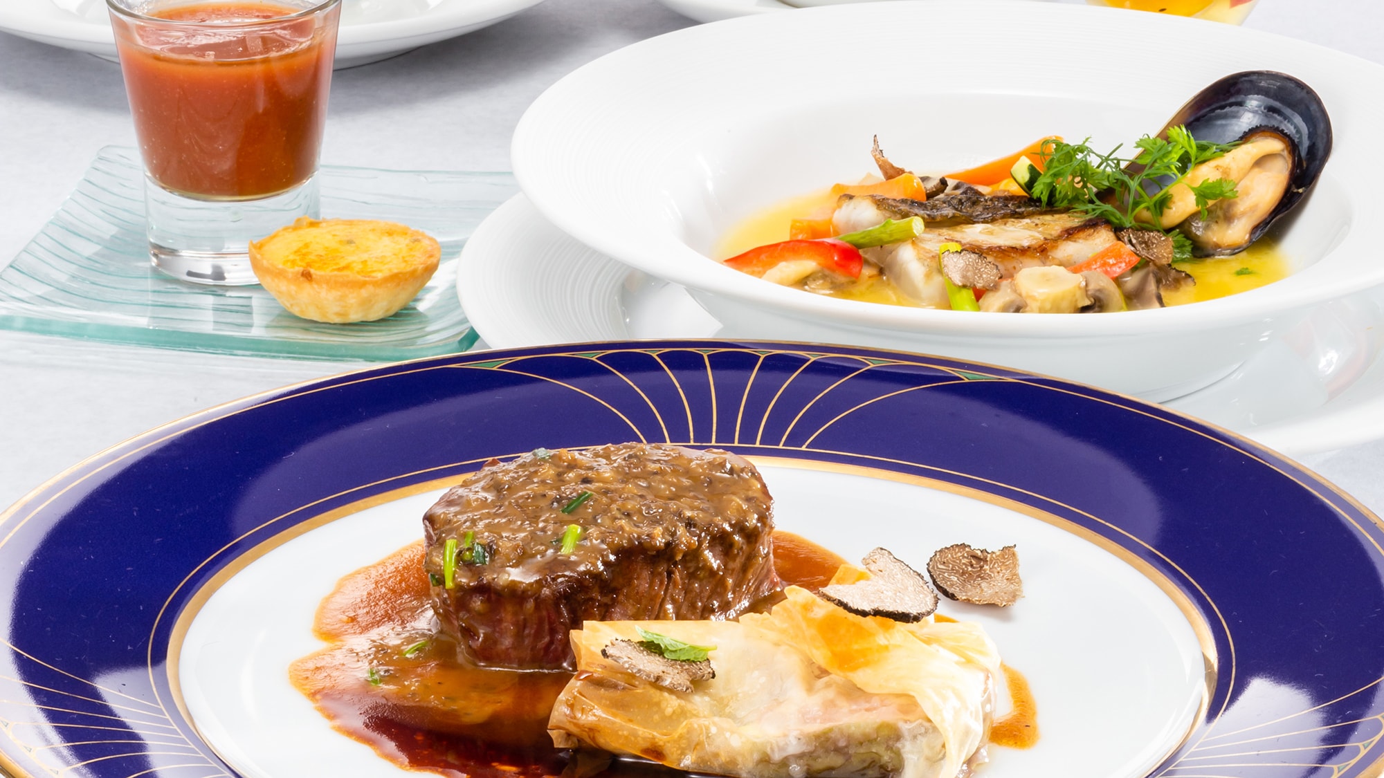 ■ Bamboo / Western food course ■